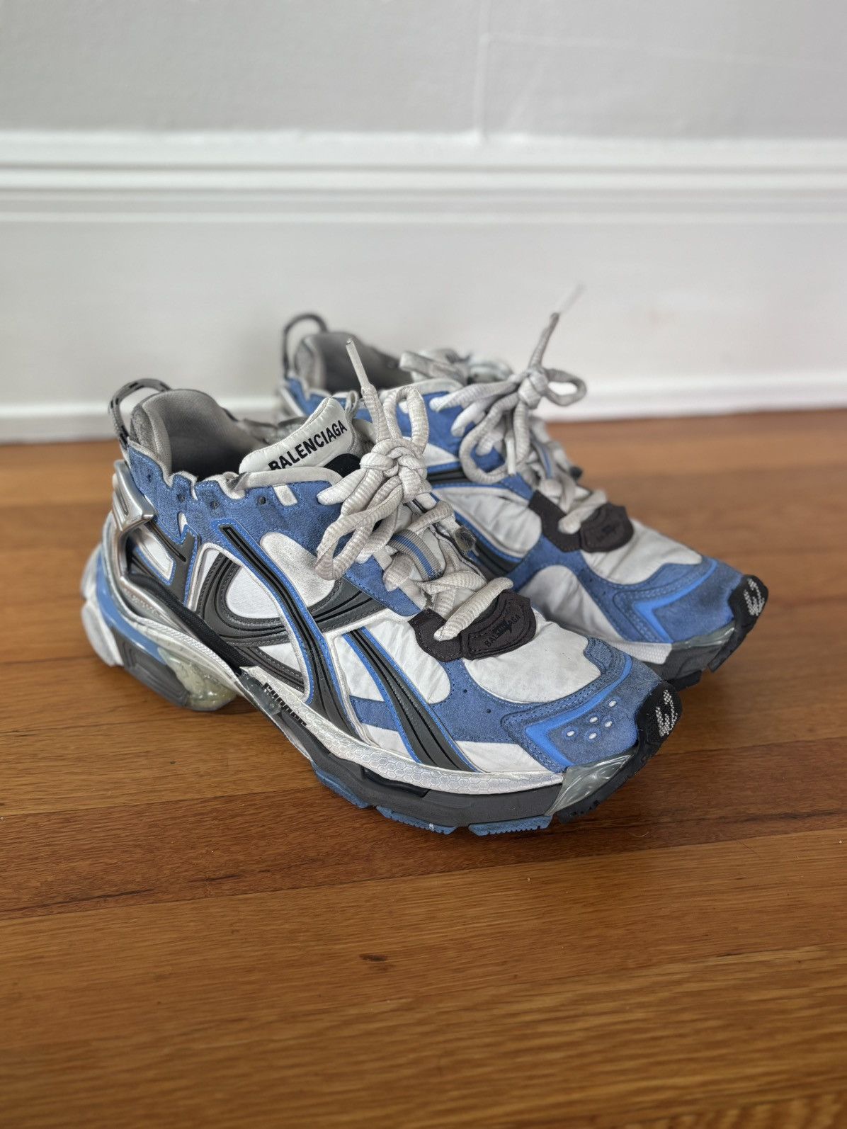 Balenciaga White and Blue Runners Size US 9.5 / EU 42-43 - 1 Thumbnail