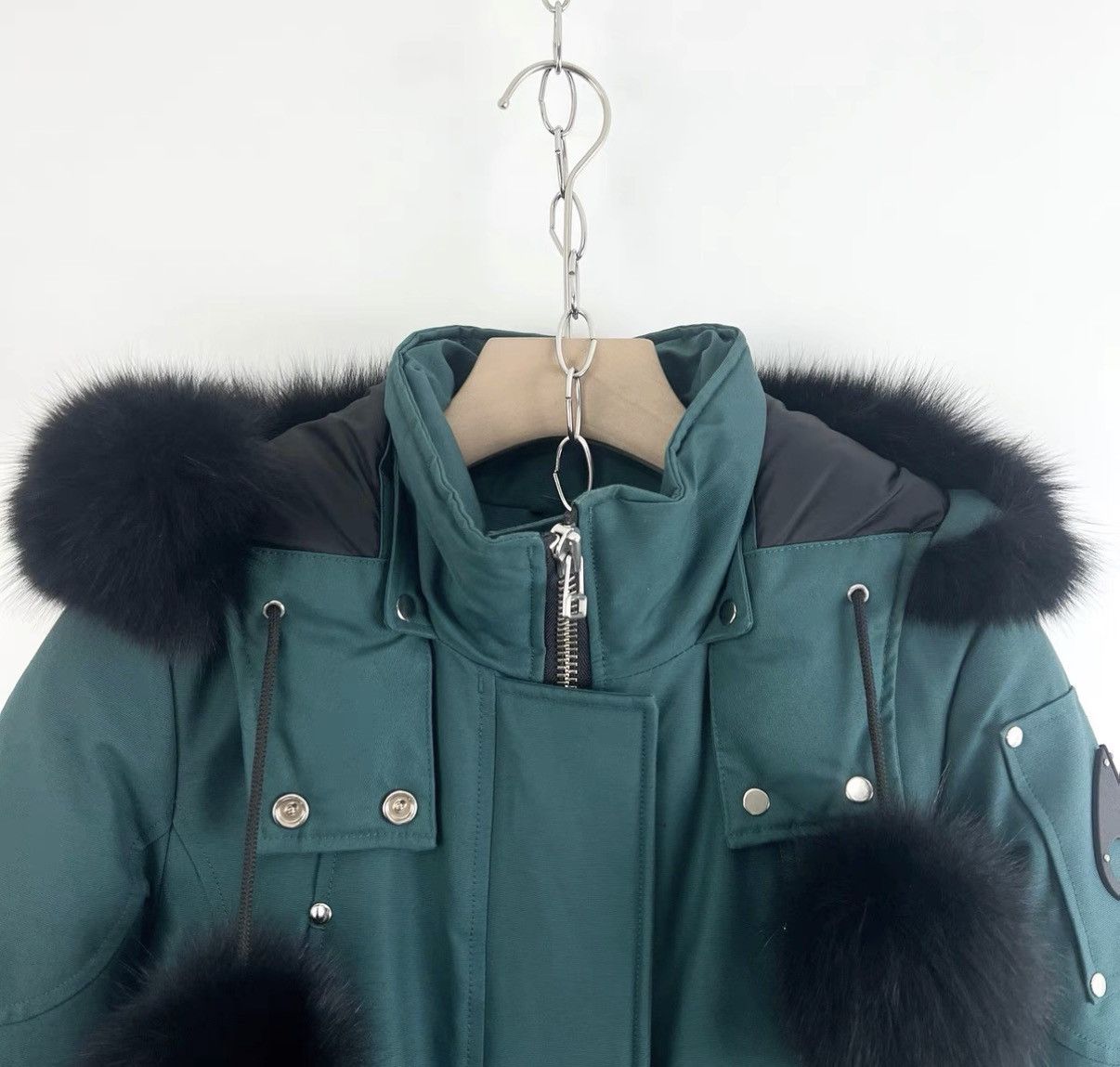 Moose Knuckles Moose Knuckles Women's Mid-Length Down Parka K12 Size XS / US 0-2 / IT 36-38 - 2 Thumbnail