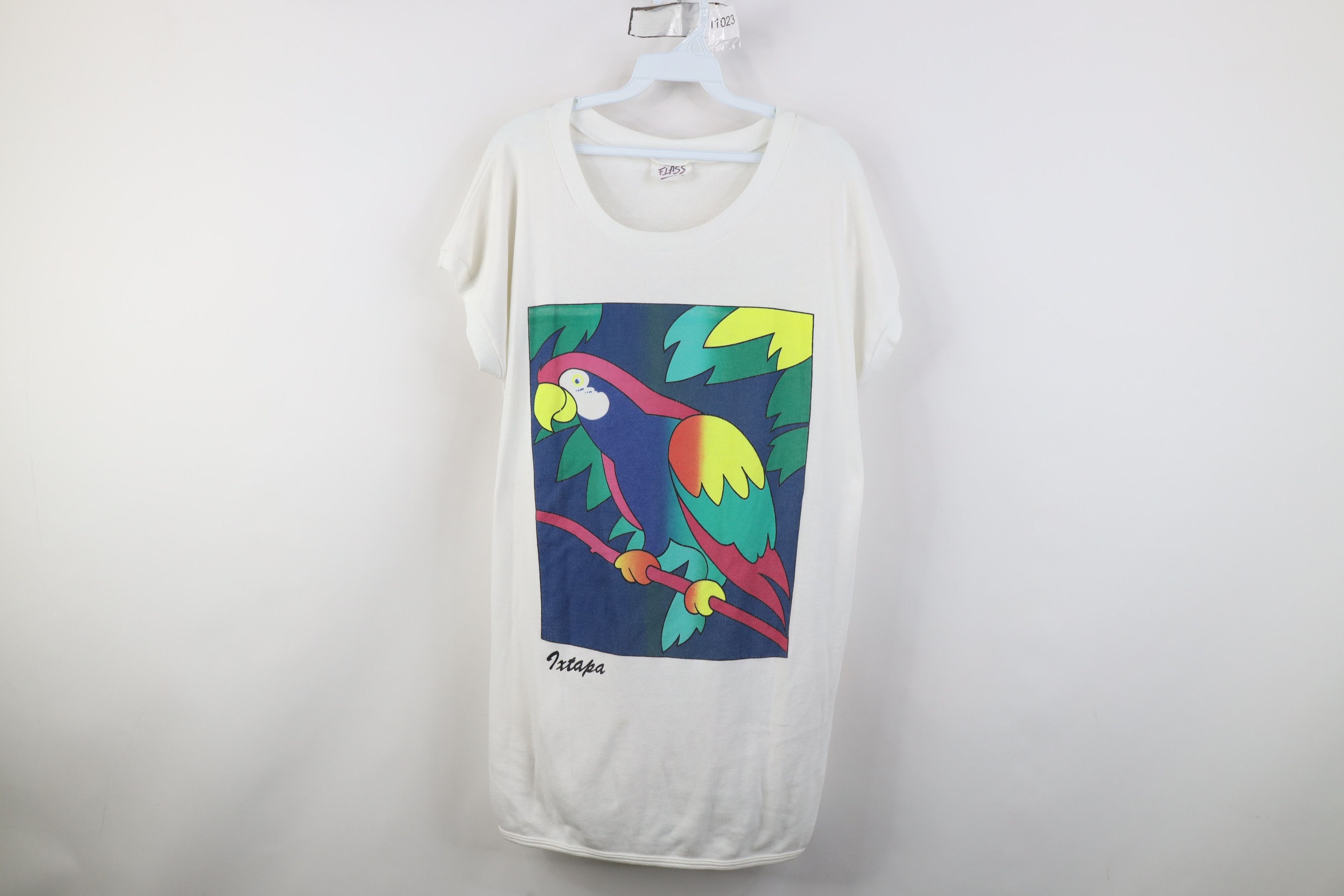 Vintage Vintage 80s 90s Dolman Sleeve Ixtapa Parrot Beach T-Shirt Size M / US 6-8 / IT 42-44 - 1 Thumbnail