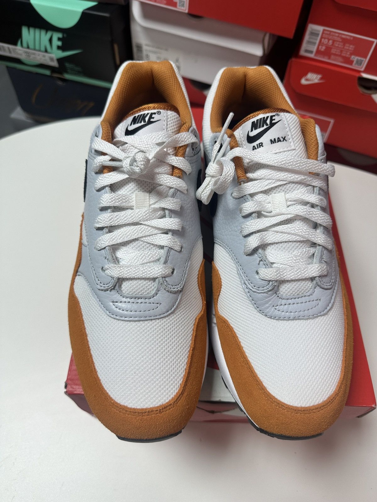 Nike *New* Nike Men's Air Max 1 White Black Monarch Size 10.5 Size US 10.5 / EU 43-44 - 5 Thumbnail