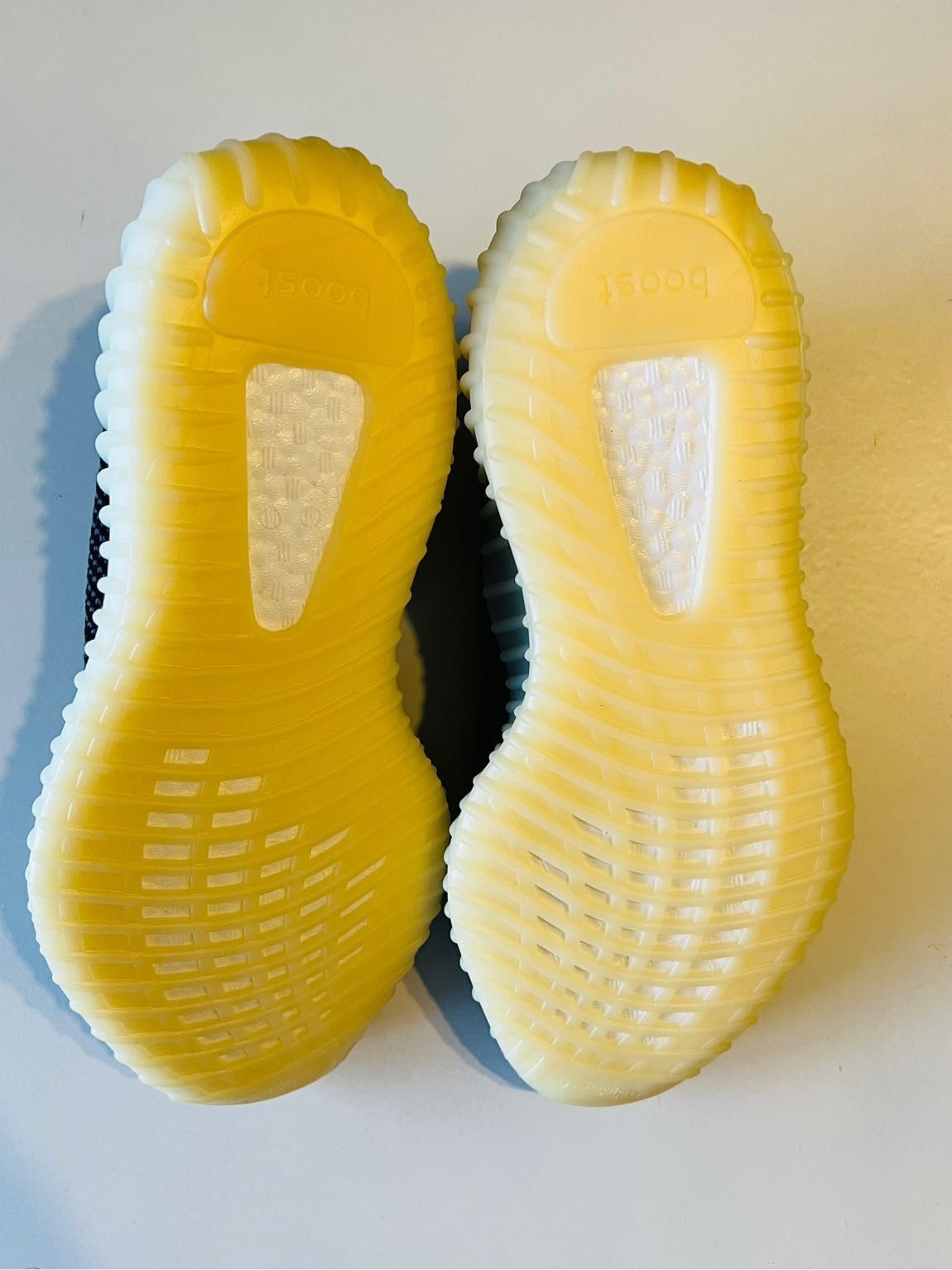 Adidas Yeezy 350 Carbon Size US 7.5 / EU 40-41 - 3 Thumbnail
