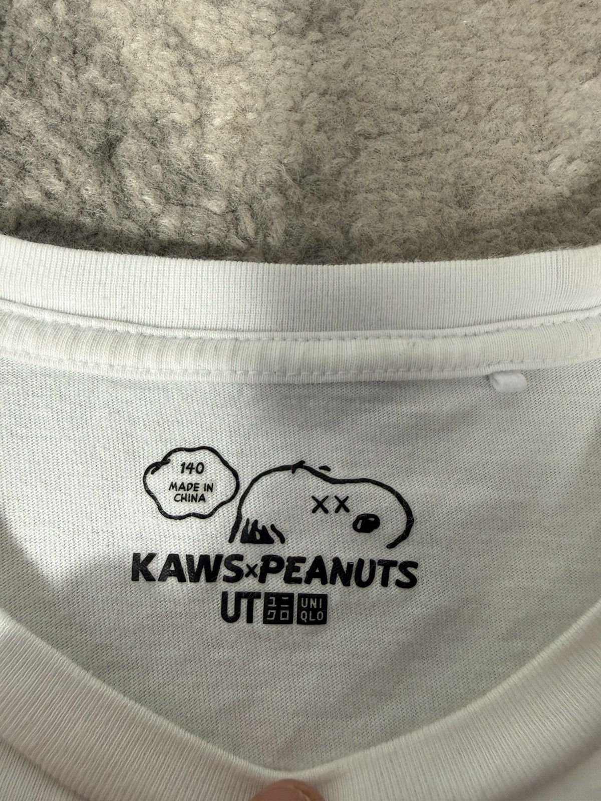 Kaws × Peanuts × Uniqlo Rare Uniqlo x Kaws x Peanuts Snoopy Single Stitch T-Shirt Size XS / US 0-2 / IT 36-38 - 4 Thumbnail
