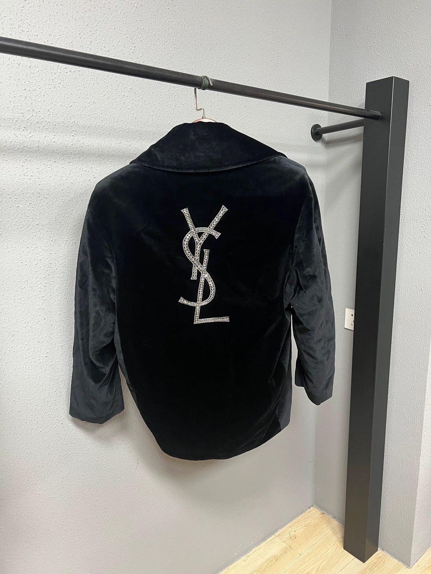 Saint Laurent Paris Saint Laurent Velvet Double-Breasted Coat Size M / US 6-8 / IT 42-44 - 1 Thumbnail