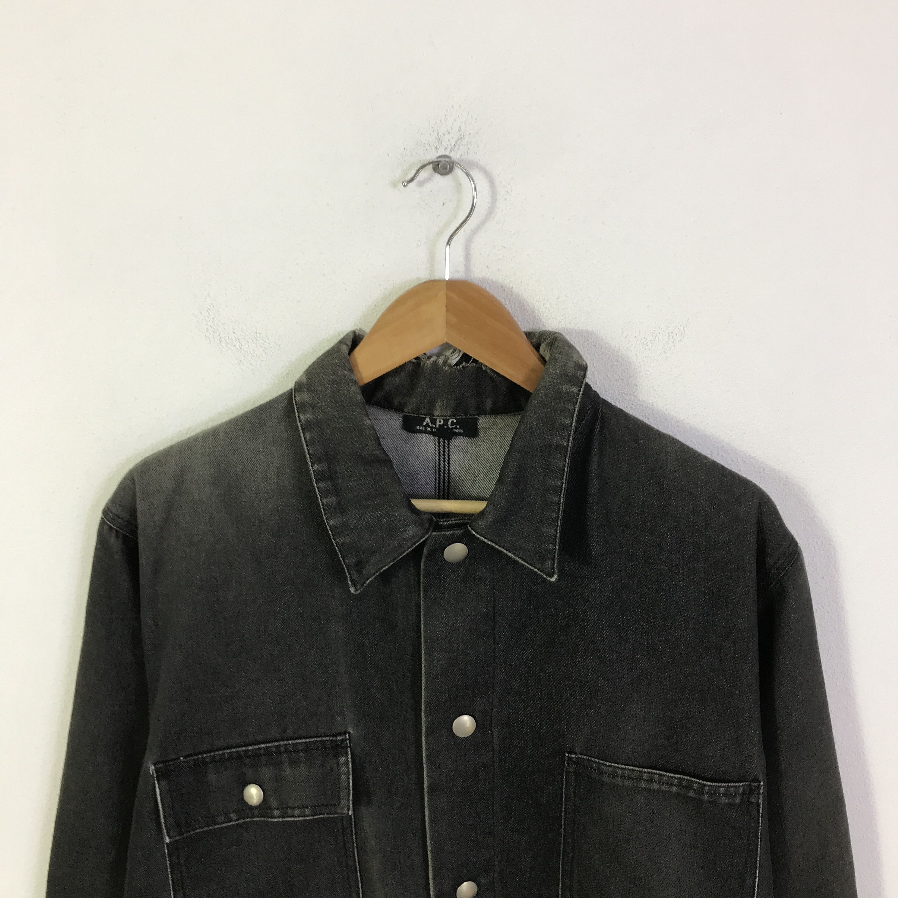 A.P.C. A.P.C Black Faded Denim Button Jacket K115B12 Size US L / EU 52-54 / 3 - 2 Thumbnail