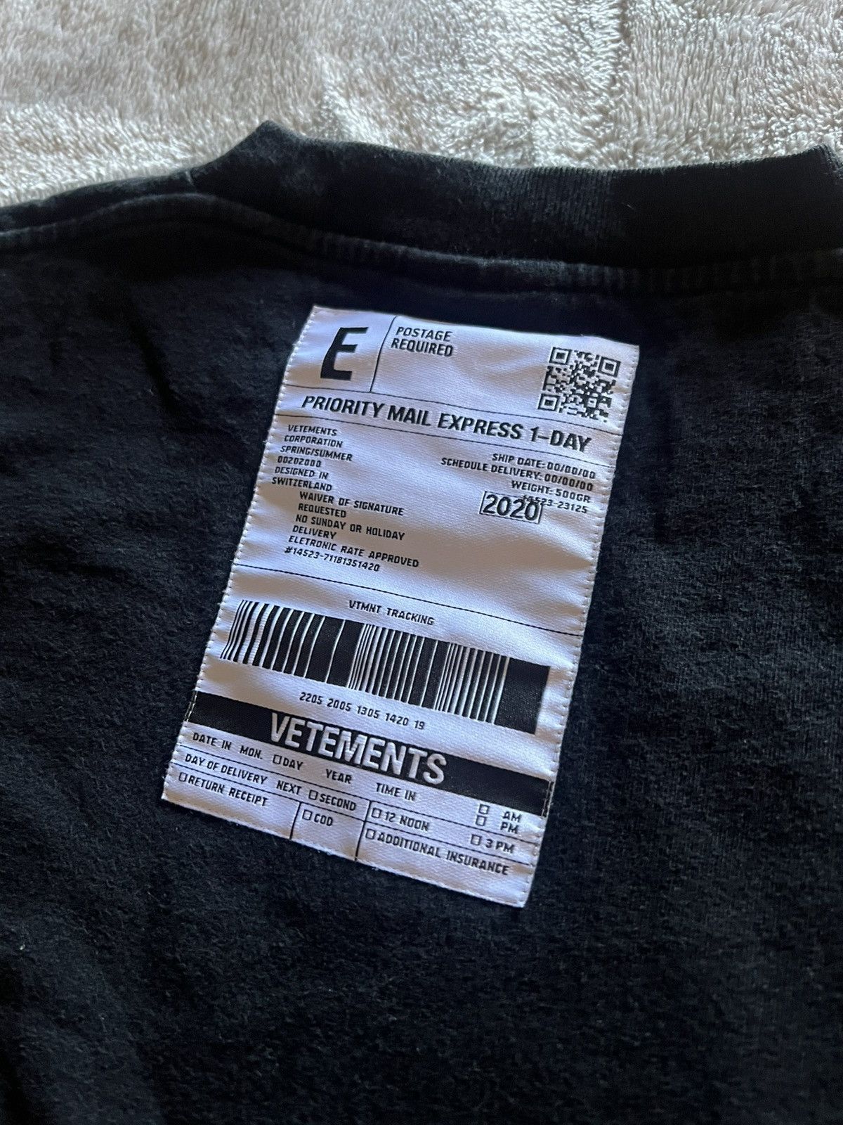 Vetements Vetements “Postage” Tee Size US S / EU 44-46 / 1 - 2 Thumbnail
