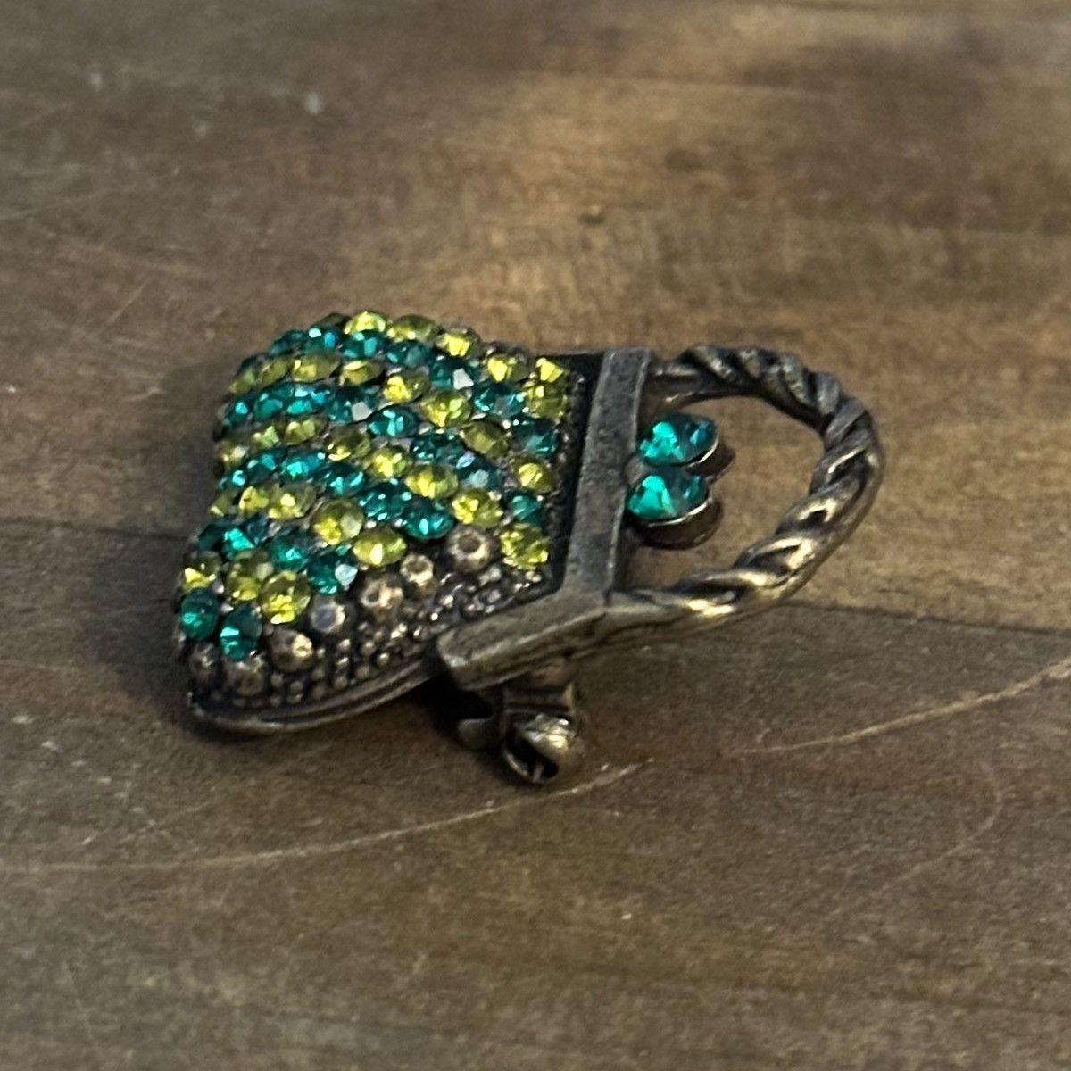 Vintage Vintage rhinestone purse brooch Size ONE SIZE - 4 Thumbnail