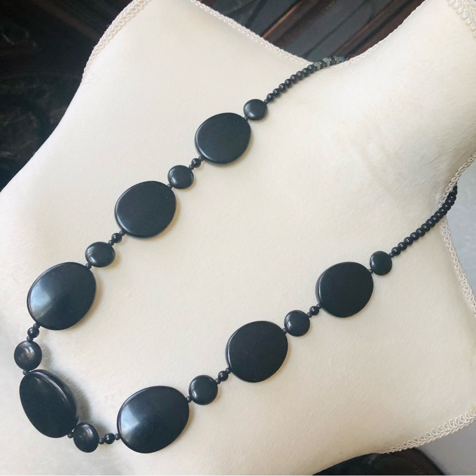 Jewelry Bold black resin disc wood bead necklace Size ONE SIZE - 1 Thumbnail