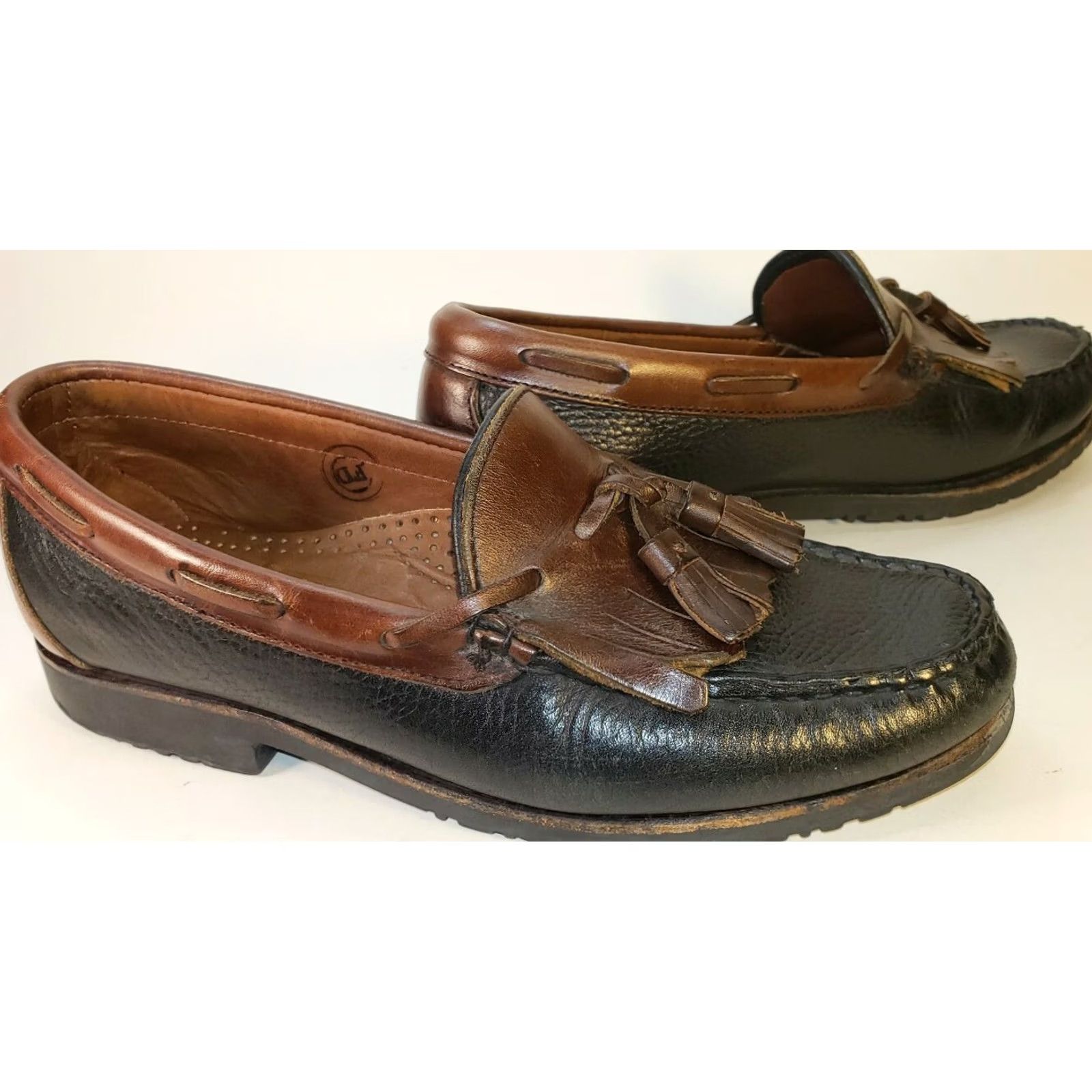 Allen Edmonds Allen Edmonds Nashau Loafer Men's Size 8M Black/Brown Two-Tone Tassels & Kilt Leather Casual to Dress Business Size US 8 / EU 41 - 5 Thumbnail