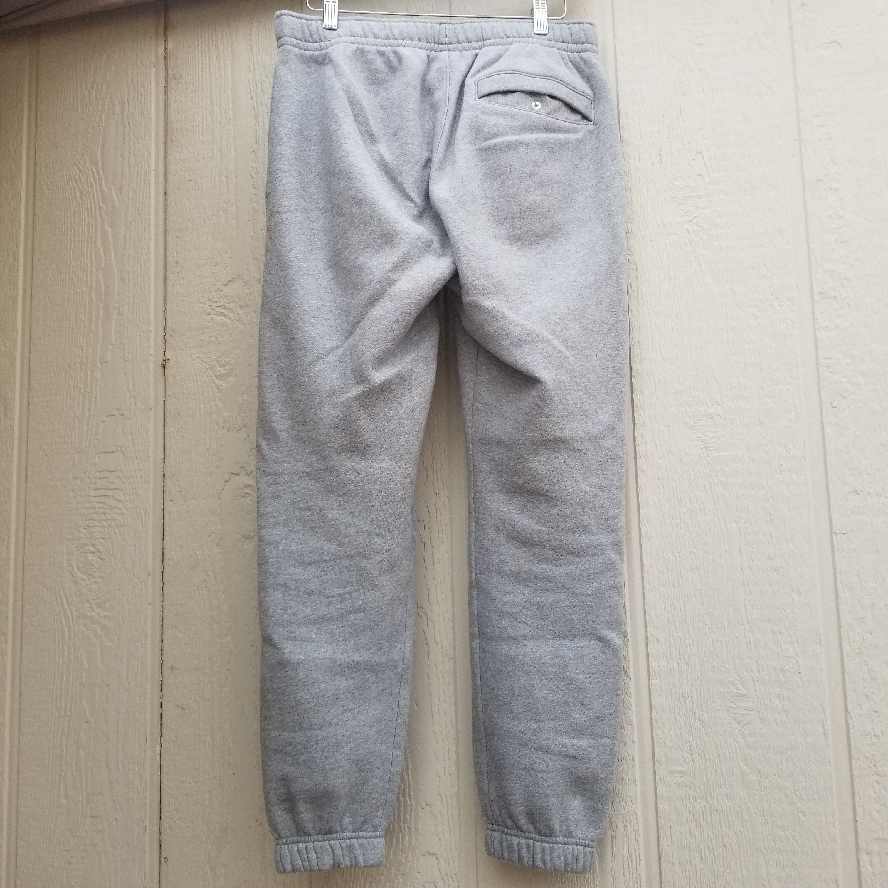 Nike Nike Sportswear Club Fleece Size US 32 / EU 48 - 2 Thumbnail