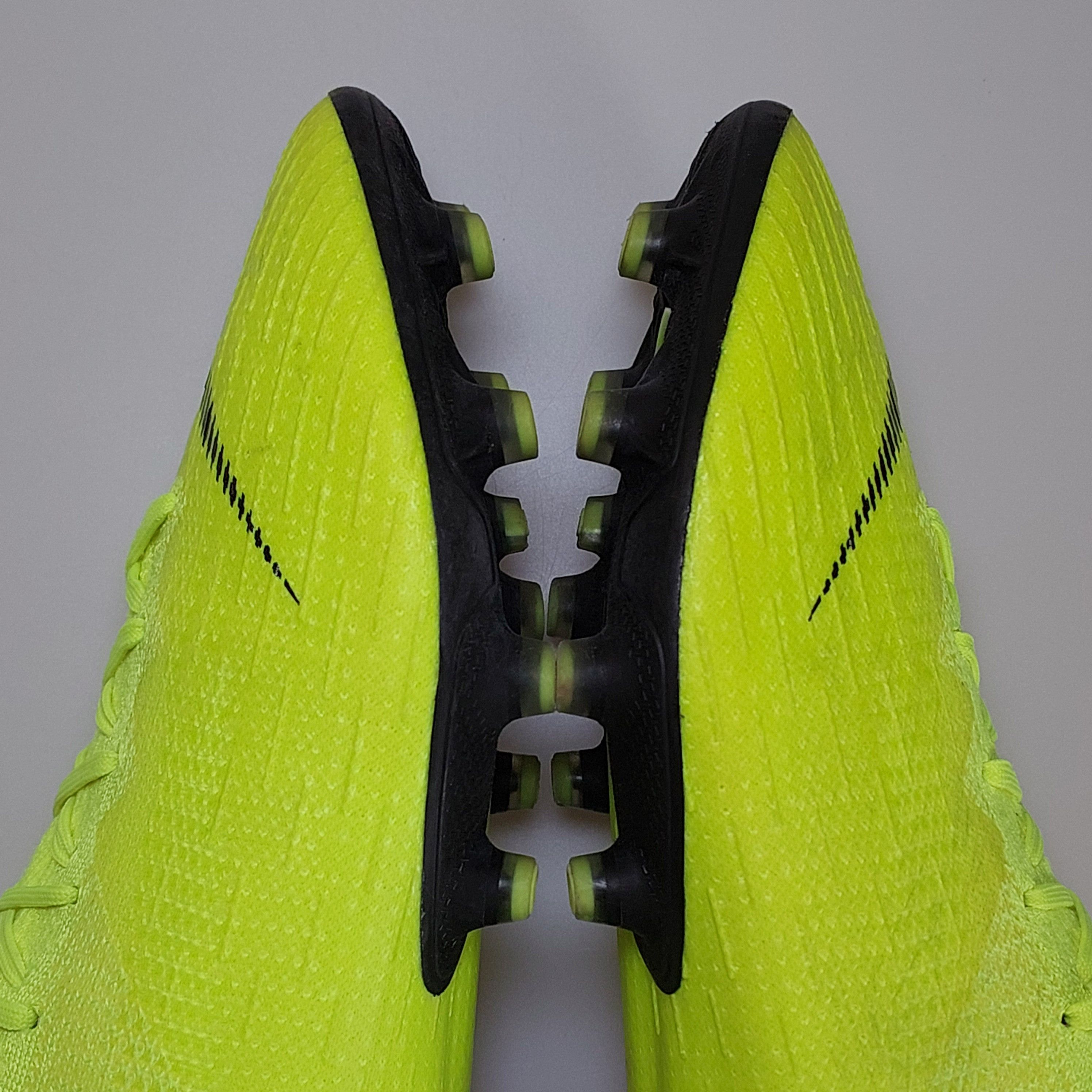 Nike Mercurial Vapor 12 Elite AG-PRO AH7379-701 US10 UK9 28CM Size US 10 / EU 43 - 8 Thumbnail