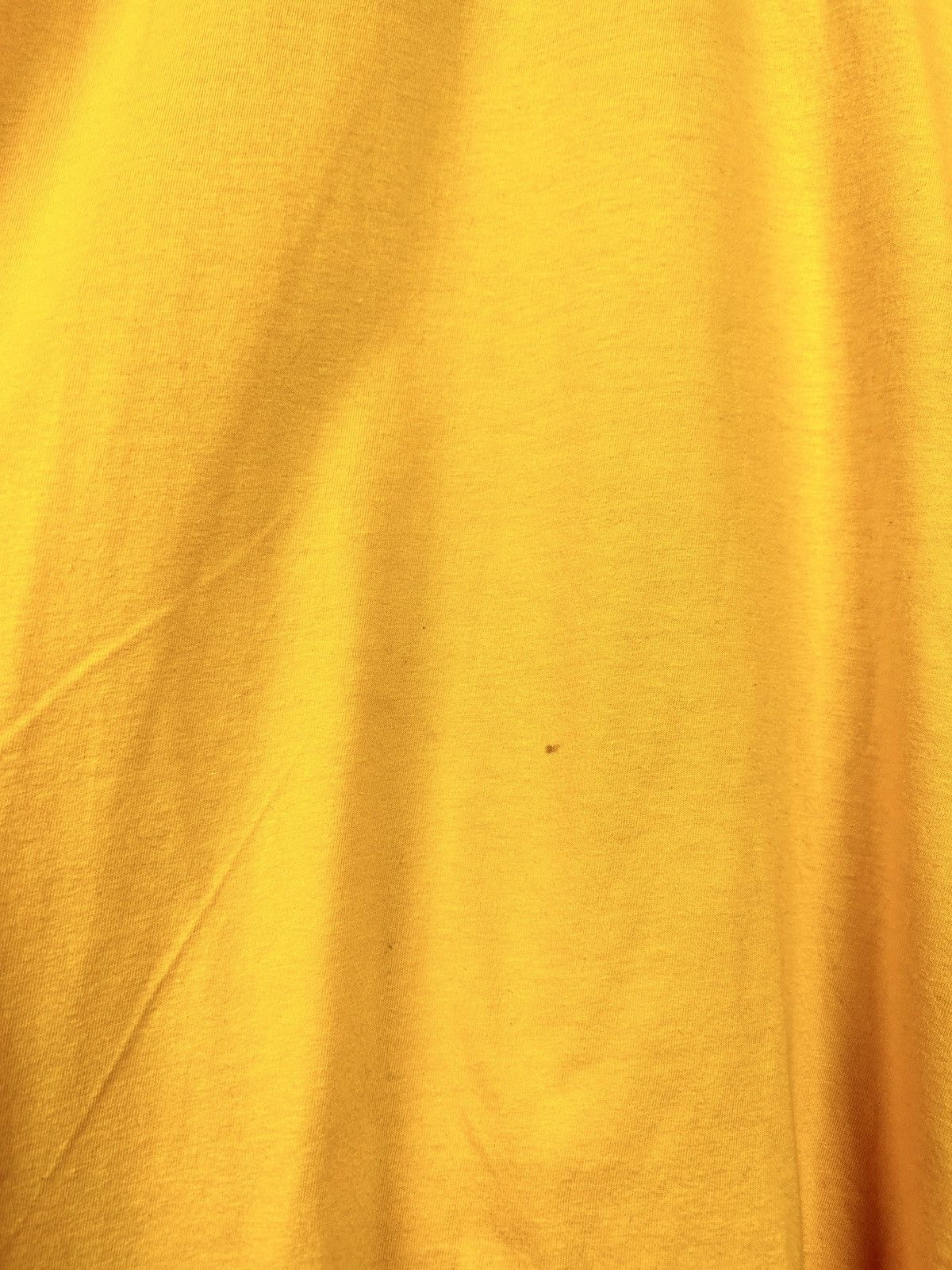 Anime 00s Vintage Chobits Anime Hideki Motsuwa T-Shirt Yellow XL Size US XL / EU 56 / 4 - 5 Thumbnail