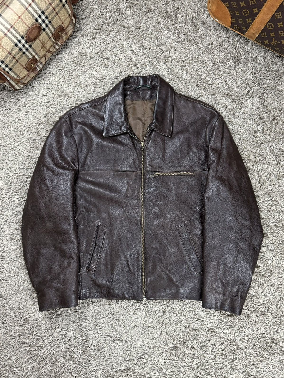 Vintage Vintage leather bomber jacket 90s original retro casual item Size US L / EU 52-54 / 3 - 1 Thumbnail