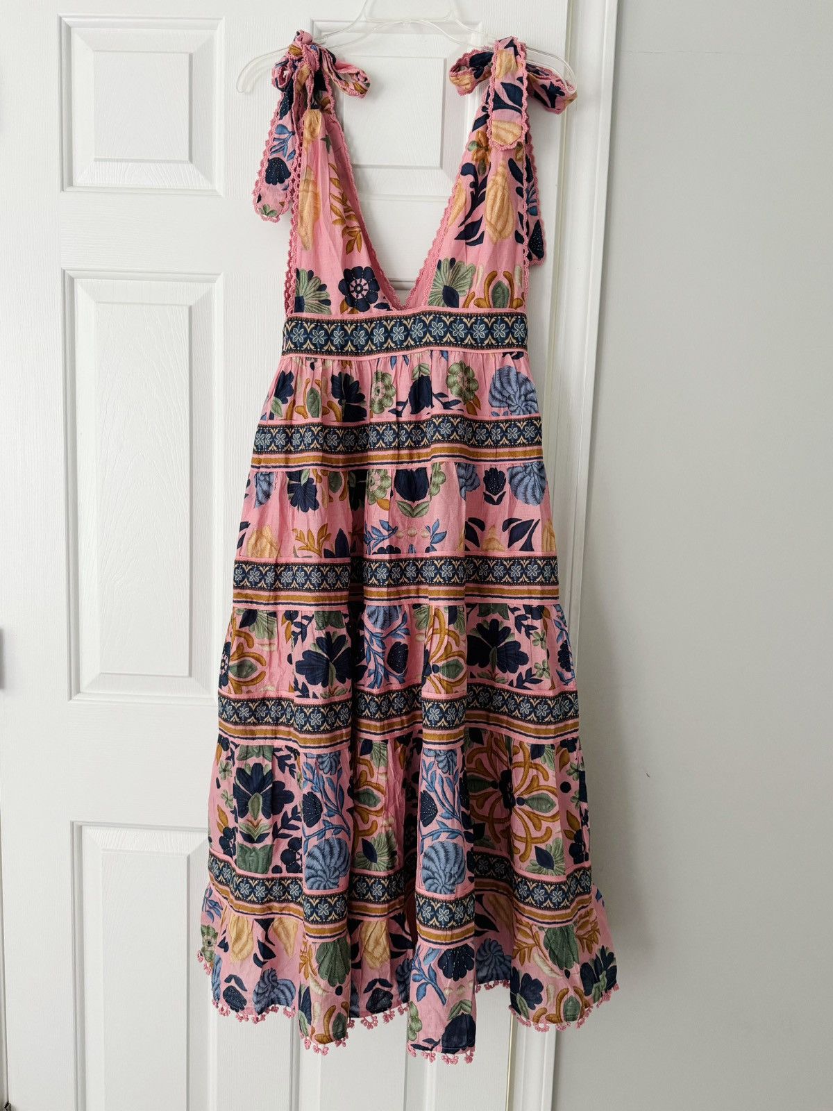 Farm Rio Farm Rio Seashell Tapestry Sleeveless Midi Dress, Size XS Size XS / US 0-2 / IT 36-38 - 11 Thumbnail