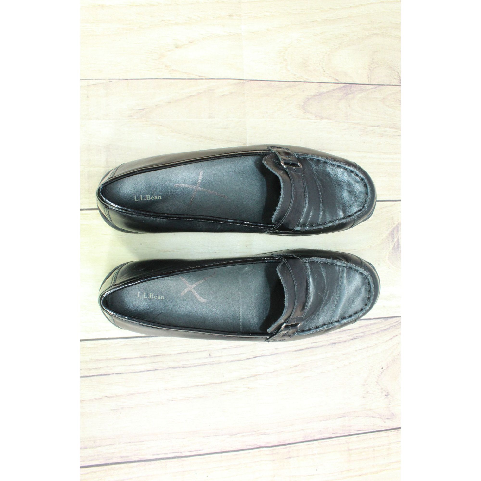 L.L. Bean LL Bean Leather Slip On Flat Moccasin Loafer Shoes Size 9 M Size US 9 / IT 39 - 7 Thumbnail