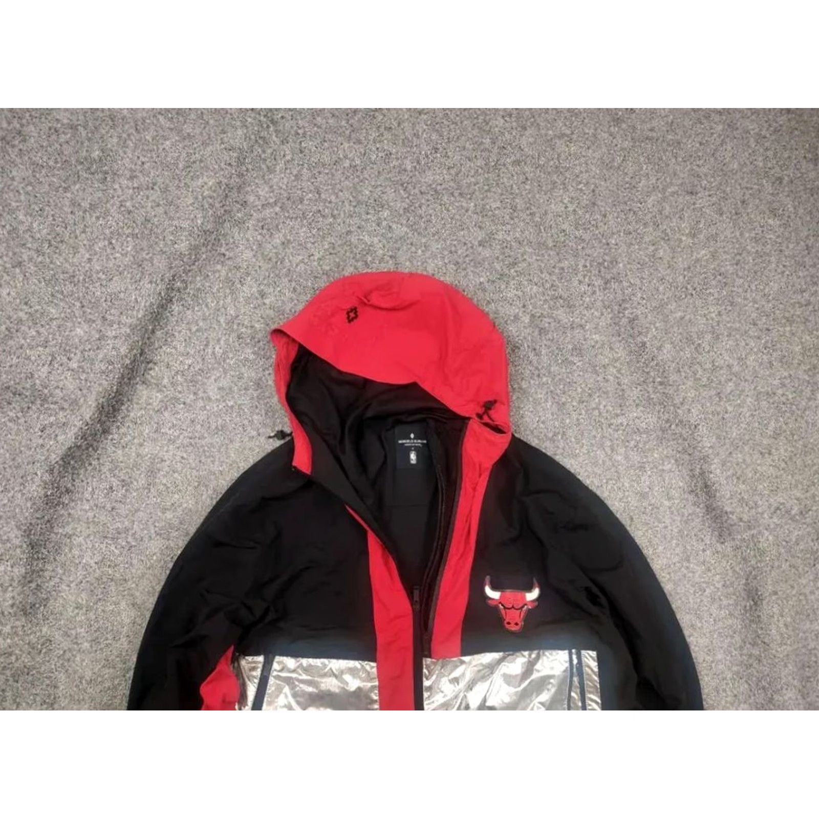 NBA VINTAGE Marcelo Burlon County of Milan by NBA Chicago Bulls Windbreaker Jacket XL Black Size US XL / EU 56 / 4 - 2 Thumbnail