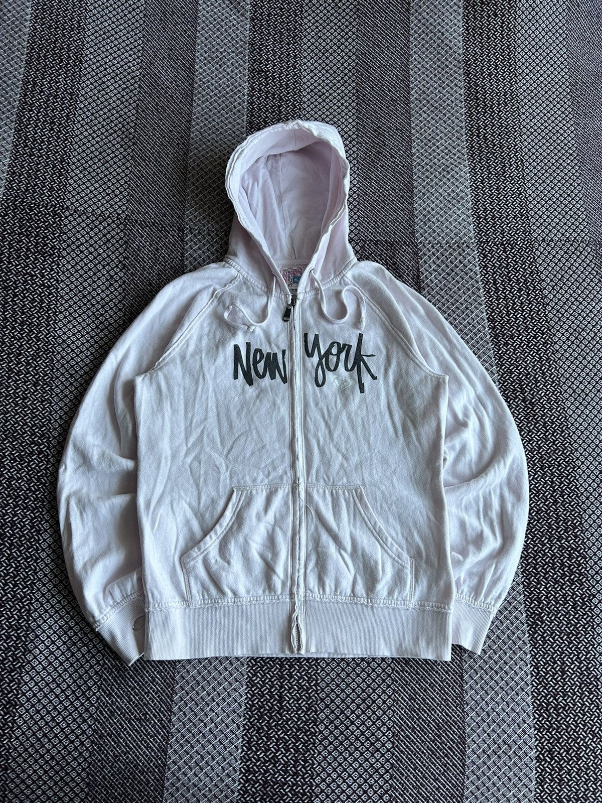 Quiksilver Vintage Roxy NY Rare 90s Zip Hoodie Unisex Streetwear Y2K Size US L / EU 52-54 / 3 - 1 Thumbnail