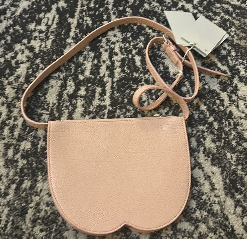 Burberry Burberry Mini Chess Pouch Grainy Bull Leather Bag Blush Size ONE SIZE - 1 Thumbnail