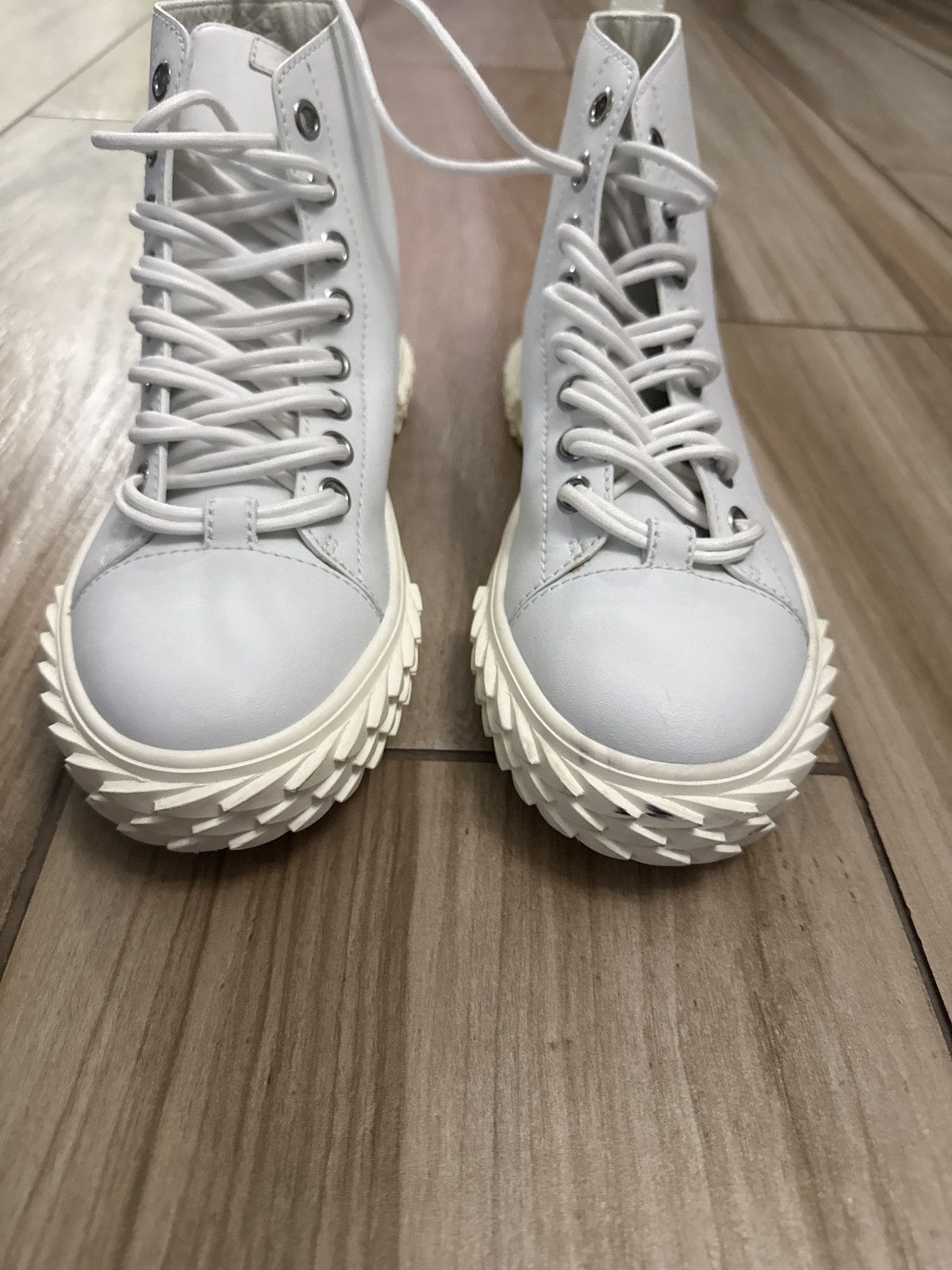 Giuseppe Zanotti Giuseppe Zanotti Size US 9 / EU 42 - 1 Thumbnail