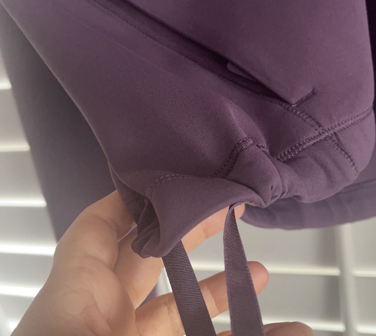 Lululemon Lululemon air wrap pullover hoodie NWT size 6 Size M / US 6-8 / IT 42-44 - 3 Thumbnail