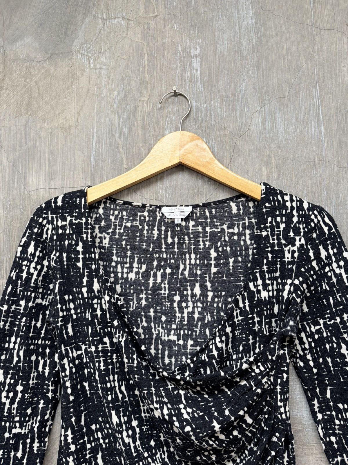 Max Mara Max Mara Women T-Shirt Size S / US 4 / IT 40 - 2 Thumbnail