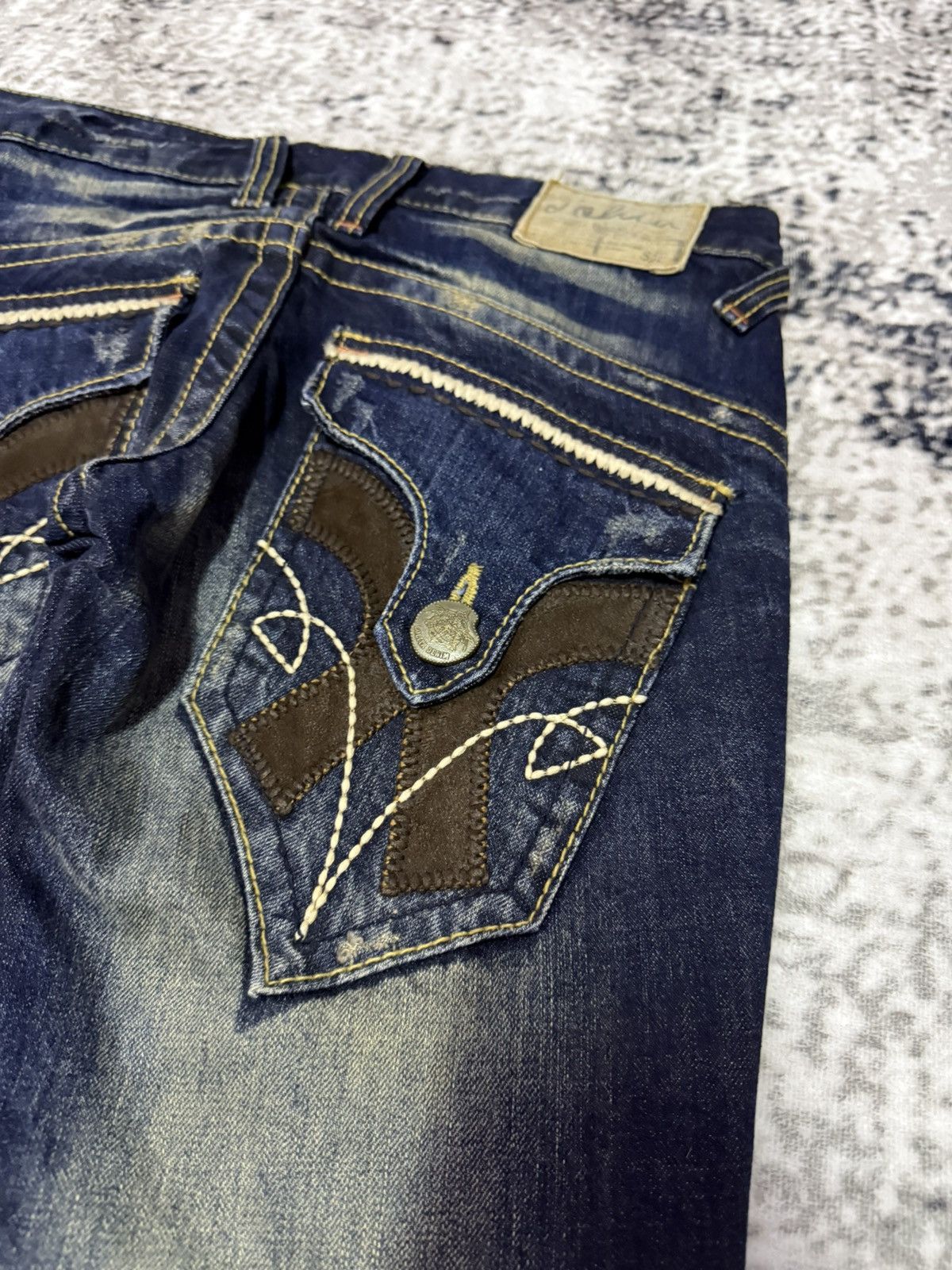 Japanese Brand Lolita Japan Low Rise Mud Wash Embellished Flare Jeans Size US 28 / EU 44 - 7 Thumbnail