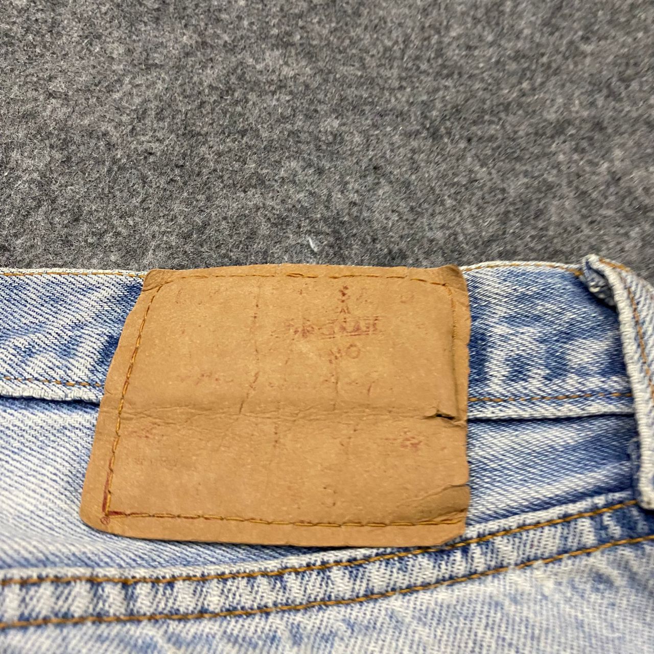 Levi's 💥Vintage 90s Levis Distressed Denim Kurt Cobain Style Size US 29 - 12 Thumbnail