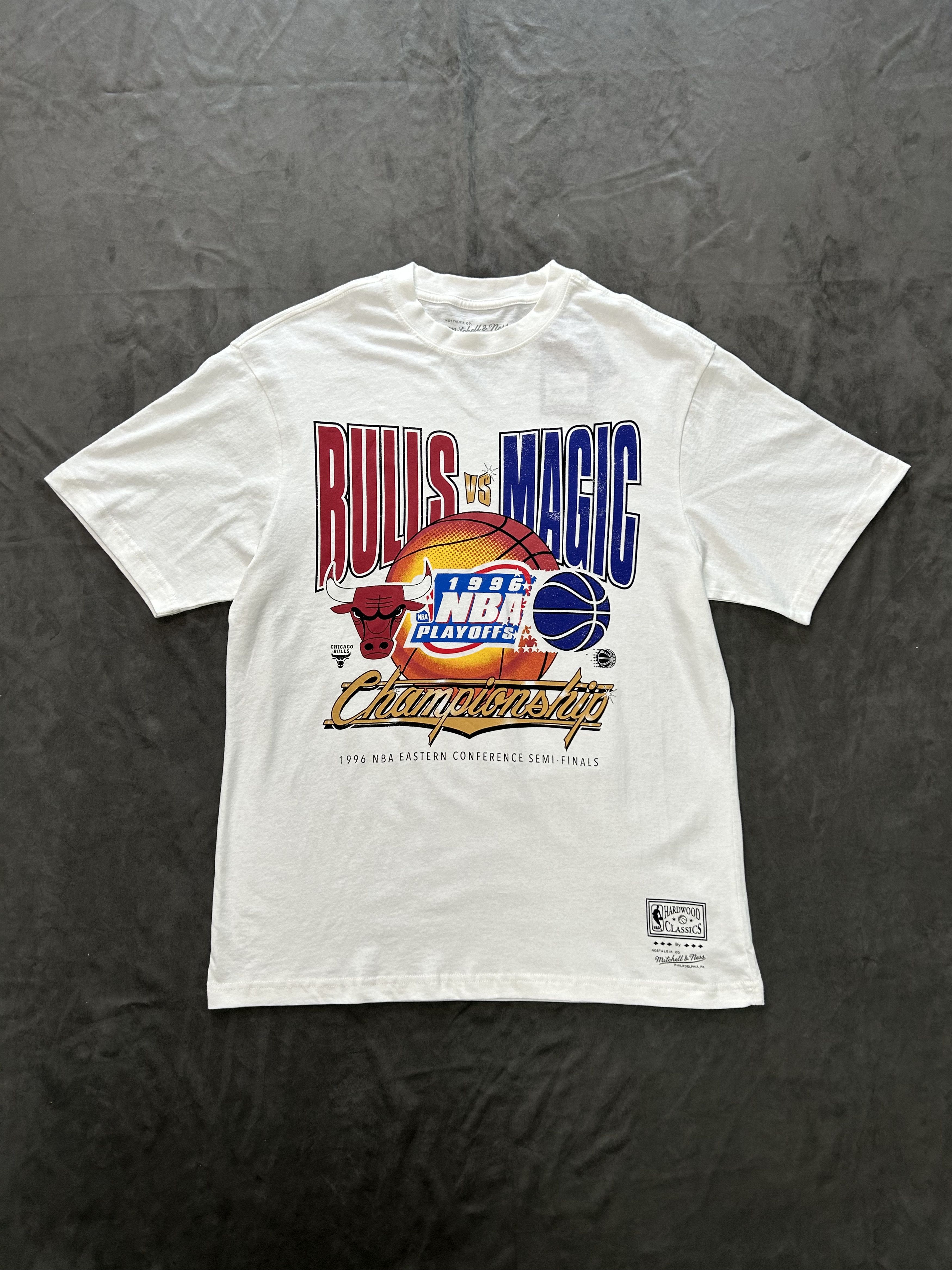 Mitchell & Ness Mitchell Ness MN Bulls Magic 1996 Road To The Final NBA Tee Size US M / EU 48-50 / 2 - 1 Thumbnail