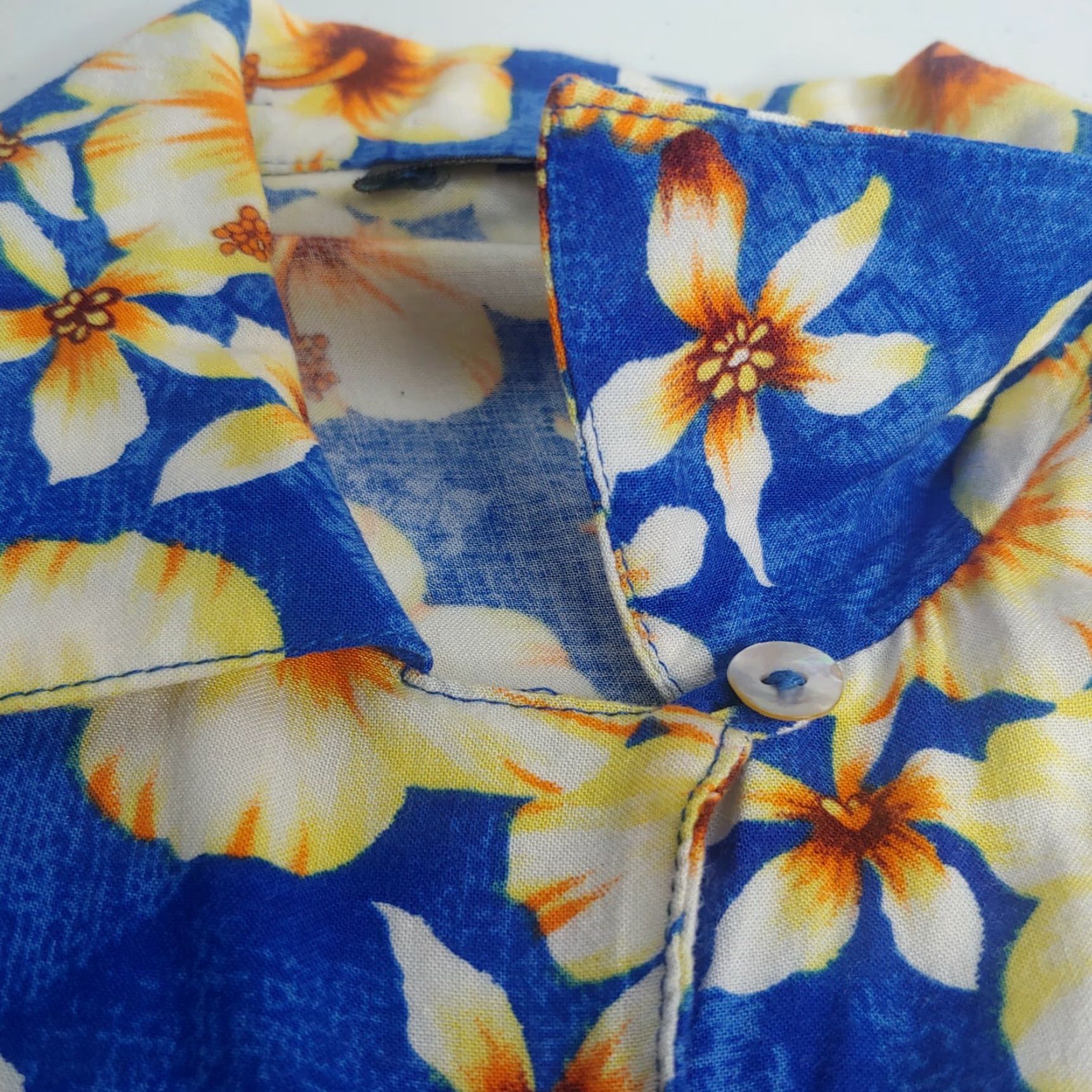 Vintage VINTAGE Impressions Aloha Shirt Blouse Woman M Blue Floral Retro Size M / US 6-8 / IT 42-44 - 4 Thumbnail