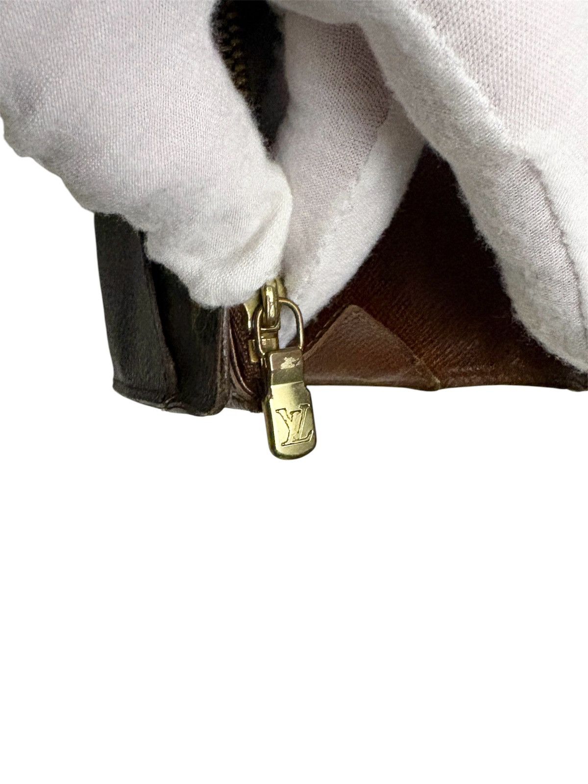 Louis Vuitton Louis Vuitton Monogram Sarah Long Wallet with Dust Bag Size ONE SIZE - 10 Thumbnail