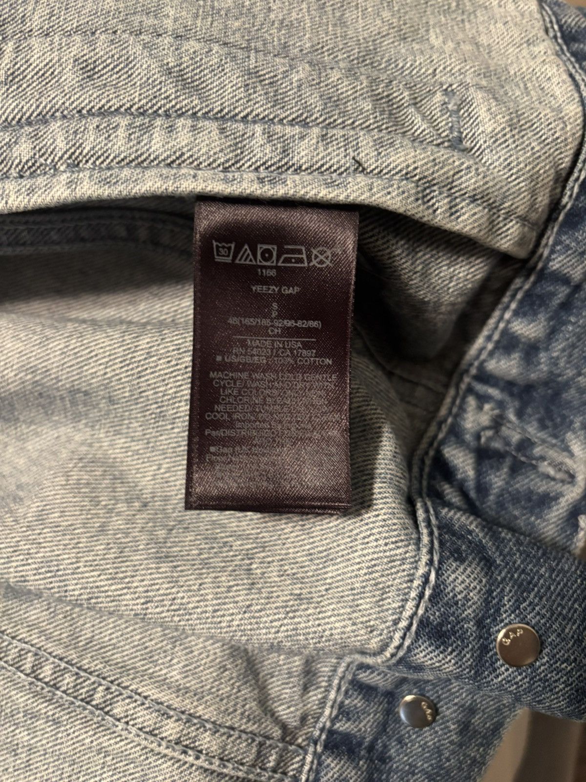 Balenciaga × Gap × Yeezy Prototype Padded Denim Jacket Size US M / EU 48-50 / 2 - 18 Thumbnail
