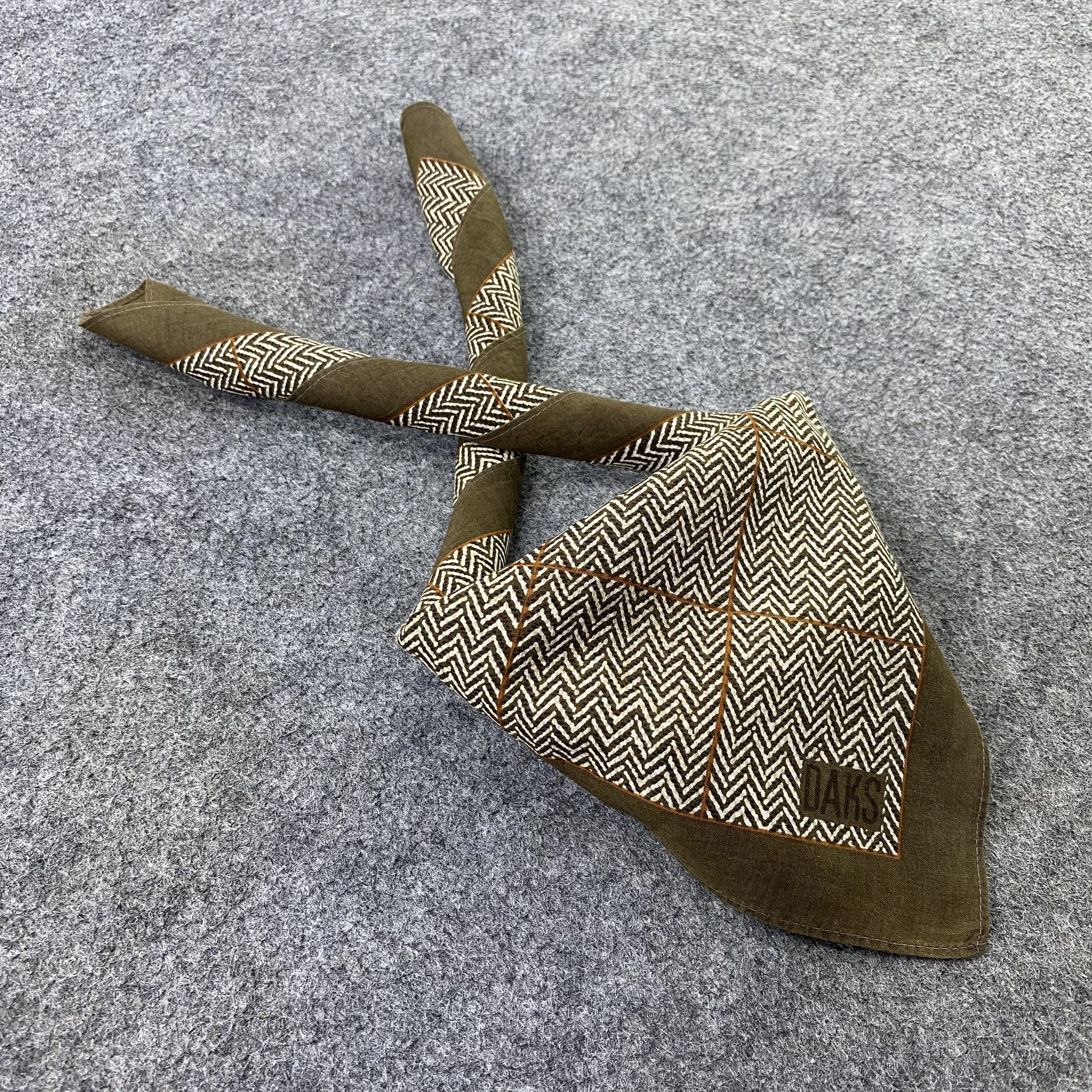 DAKS Daks Handkerchief Neckerchief Bandana-B1620 Size ONE SIZE - 1 Thumbnail