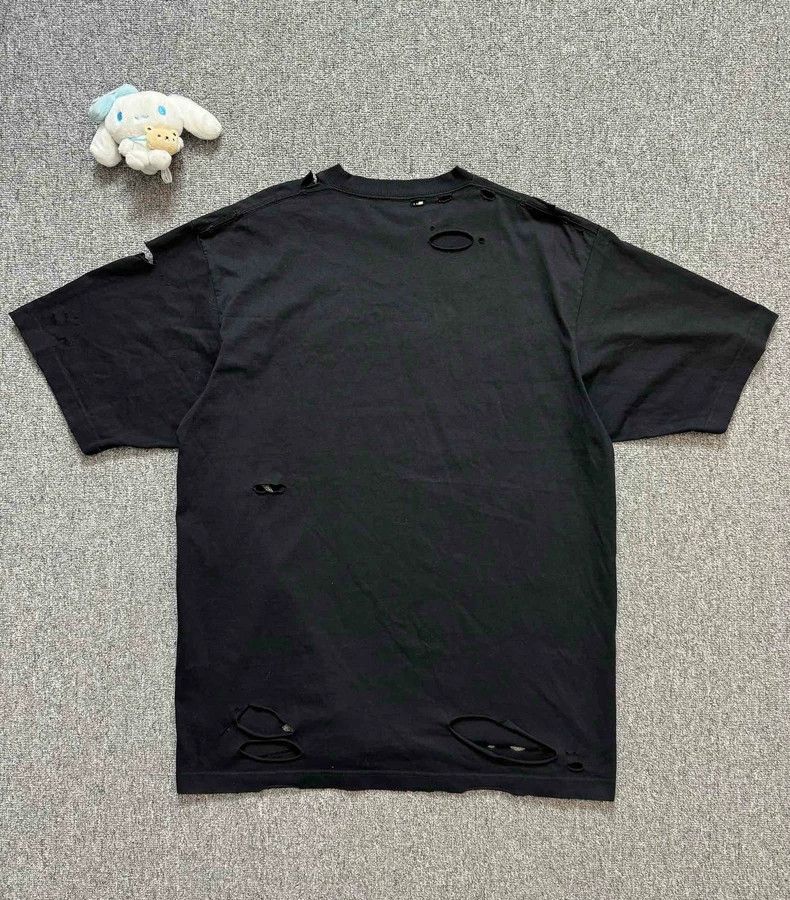Balenciaga Balenciaga Black short sleeves with big holes short sleeves Size US XXS / EU 40 - 2 Thumbnail