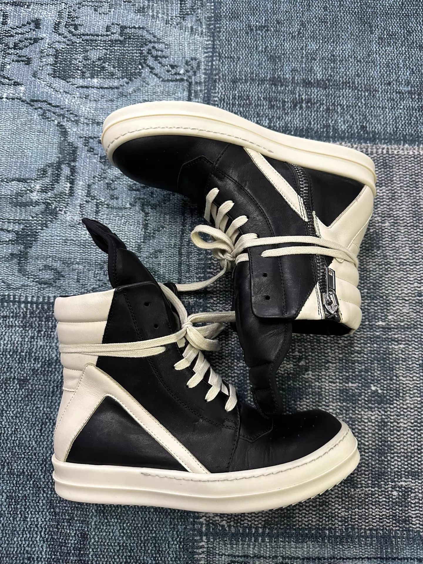 Rick Owens Rick Owens Inverted Triangle 38 Sheepskin Hot New Near Mint Size US 7.5 / IT 37.5 - 1 Thumbnail