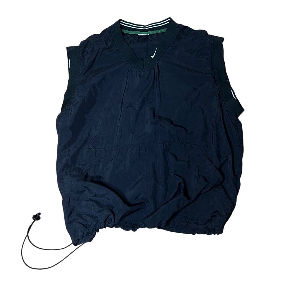 Nike × Vintage Vintage Y2K Nike White Tag Windbreaker V-Neck Black Vest L Size US L / EU 52-54 / 3 - 1 Thumbnail