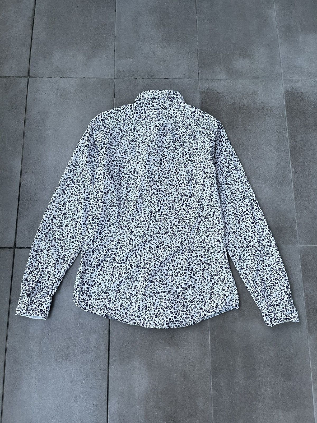Diesel Diesel Floral Skull All Over Print White Black Shirt Size US L / EU 52-54 / 3 - 9 Thumbnail