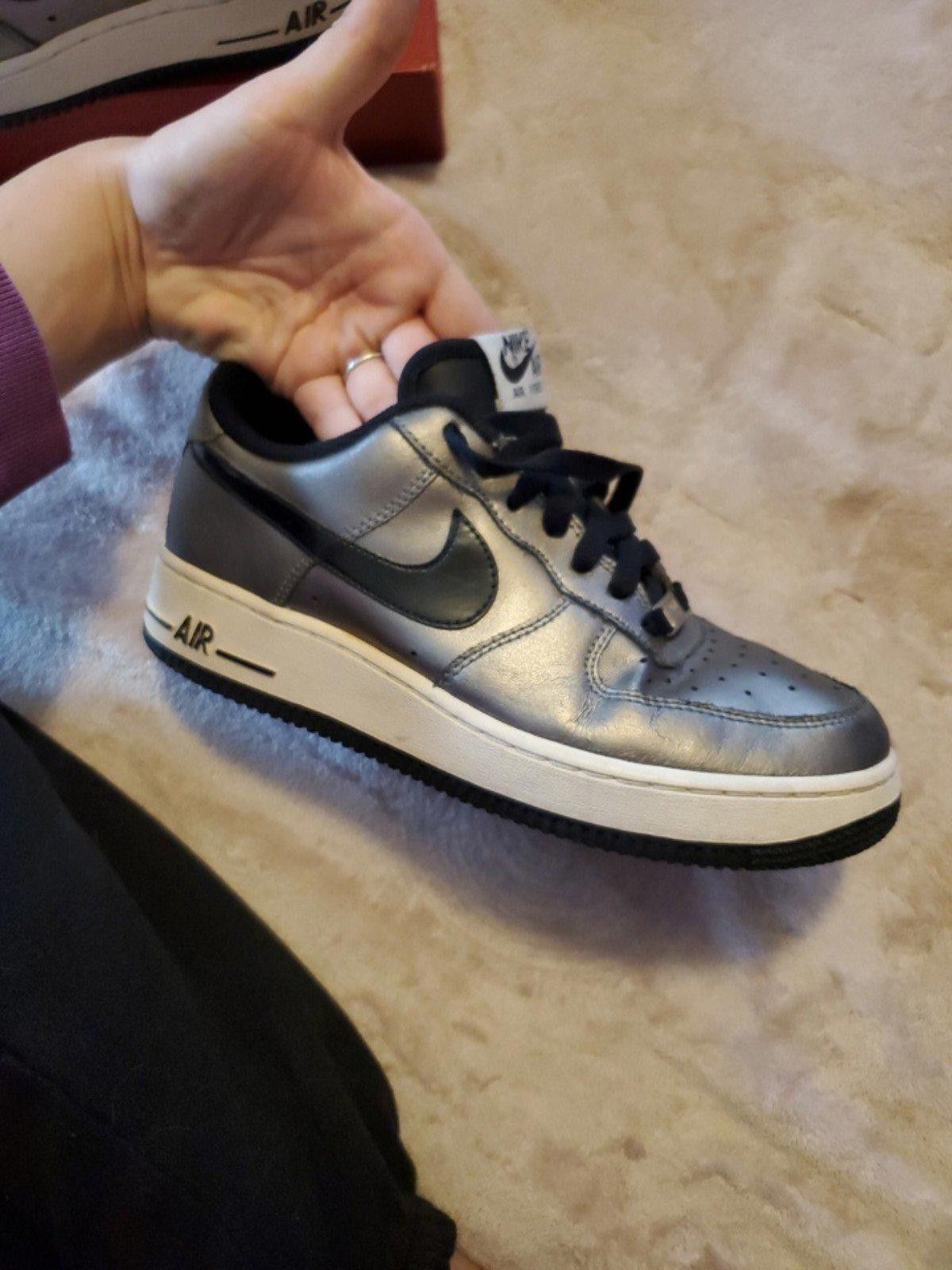 Nike Nike Womans AIR FORCE 1 '07 US 7.5 Size US 7.5 / IT 37.5 - 10 Thumbnail