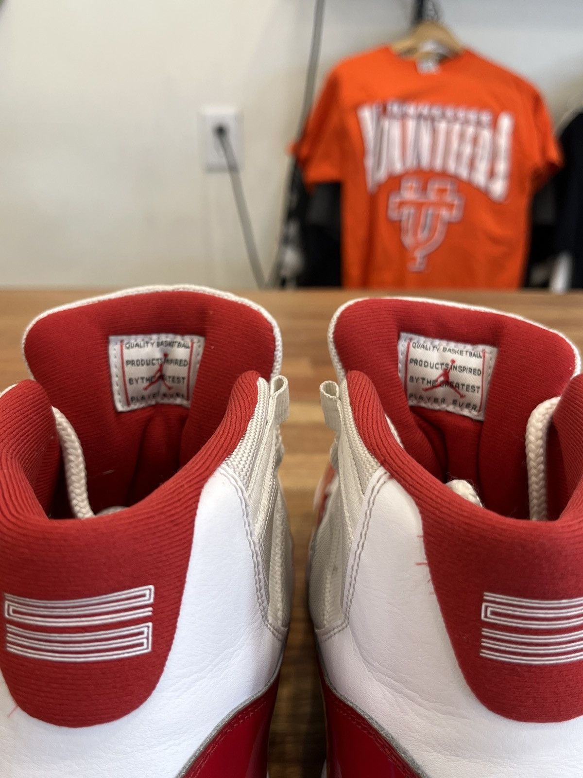 Jordan Brand Jordan 11 Retro Cherry (2022) Size US 9 / EU 42 - 9 Thumbnail