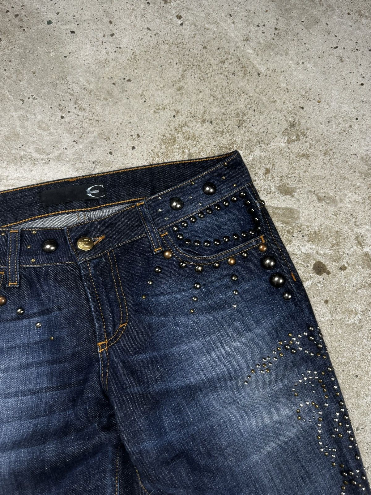 Just Cavalli AW2010 Just Cavalli Studed Jeans Washed Flare Bootcut Denim Size 27" / US 4 / IT 40 - 7 Thumbnail