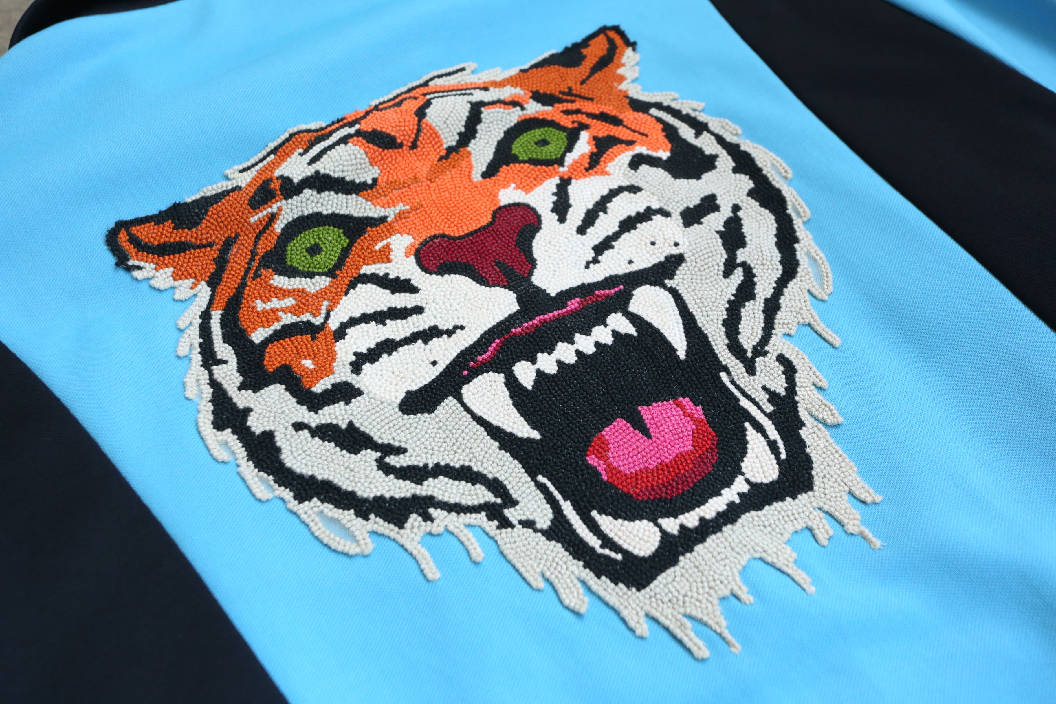 Gucci Gucci - Resort 2018 - Tiger Technical Jacket Size US L / EU 52-54 / 3 - 6 Thumbnail