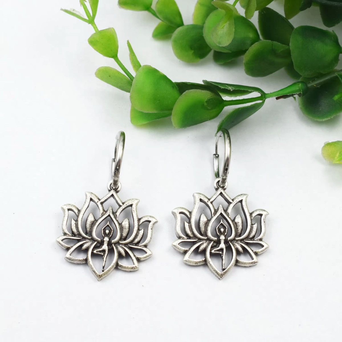 Jewelry × Vintage Yoga Lotus Earrings Size ONE SIZE - 2 Thumbnail