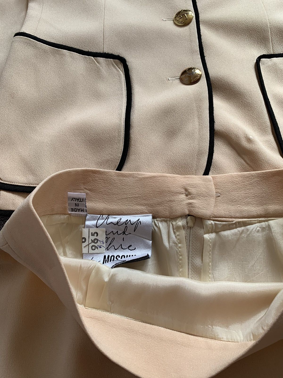 Designer × Moschino × Vintage VTG 1980’s Moschino Cheap & Chic Cream Suit Women’s 42 size Size L / US 10 / IT 46 - 3 Thumbnail