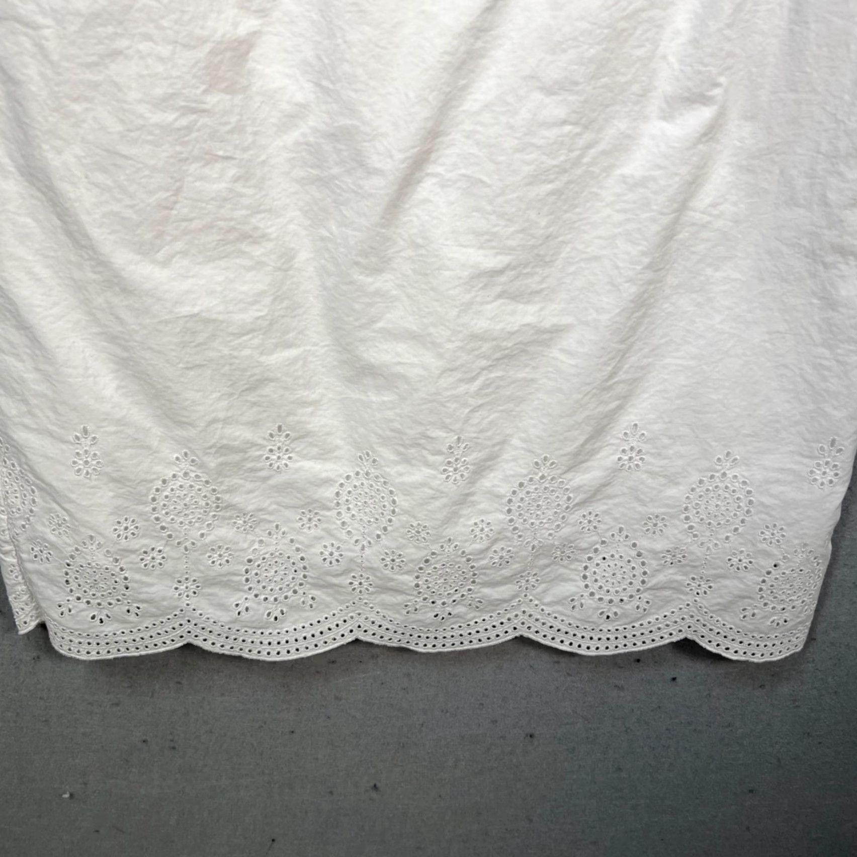 Uniqlo Uniqlo Shirt Womens S Eyelet Cotton Midi Dress White Size S / US 4 / IT 40 - 5 Thumbnail