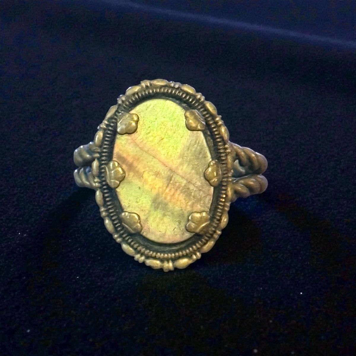 Vintage Vintage brass tone mother of pearl stone cuff ring Size ONE SIZE - 1 Thumbnail