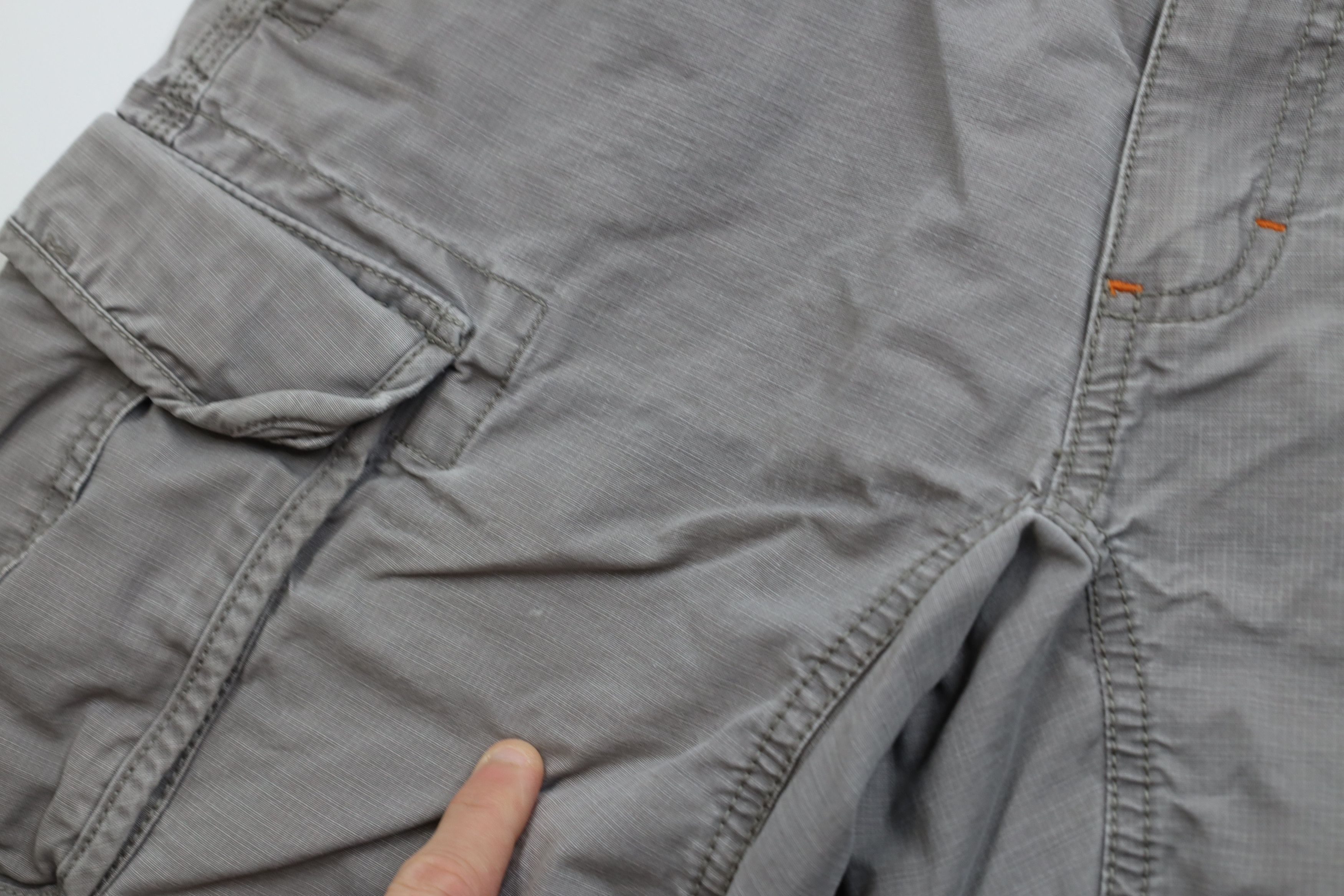 L.L. Bean Vintage LL Bean Heavyweight Ripstop Cargo Shorts Gray Cotton Size US 31 - 5 Thumbnail