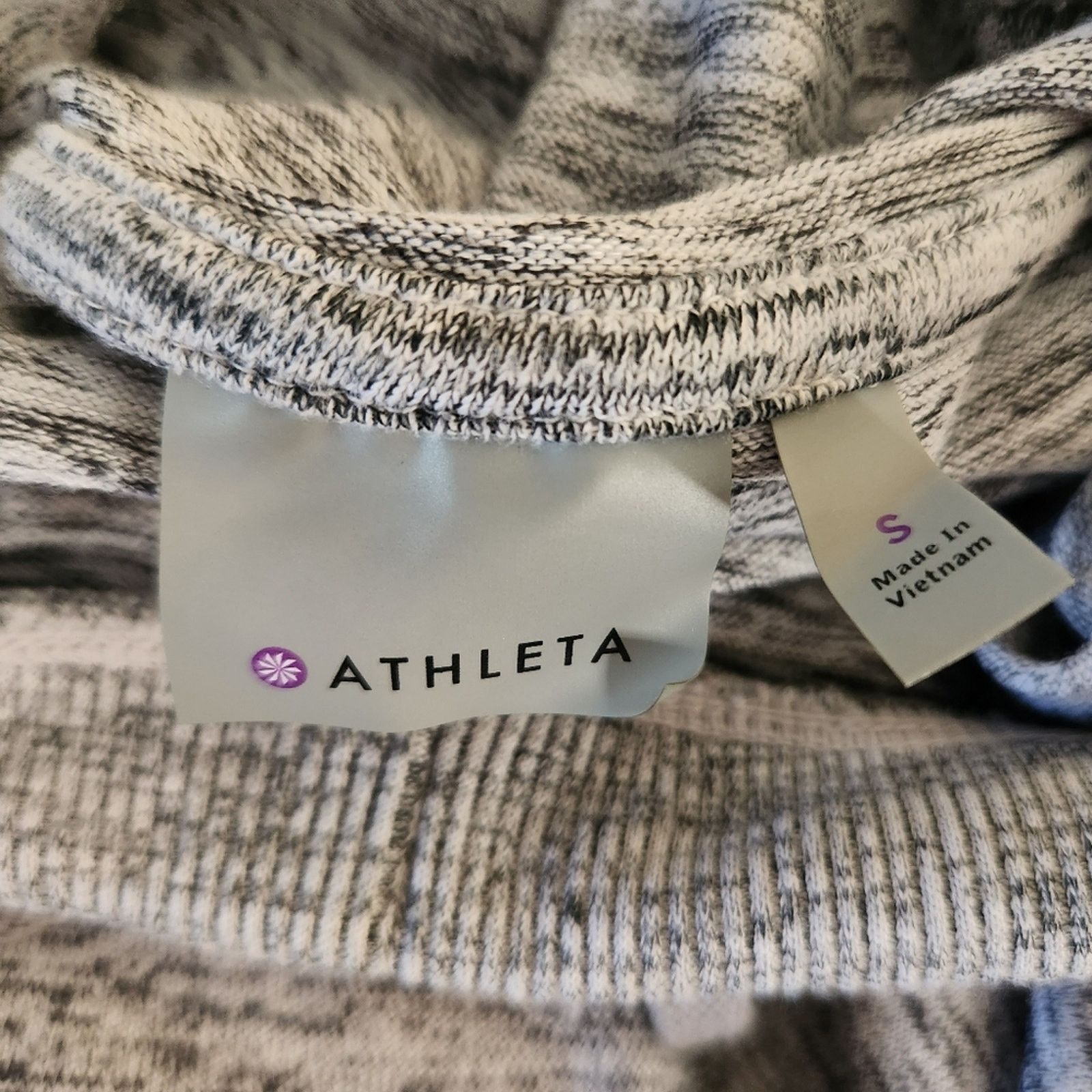 Athleta Athleta Blissfull Hooded Poncho Hoodie Small Size S / US 4 / IT 40 - 9 Thumbnail
