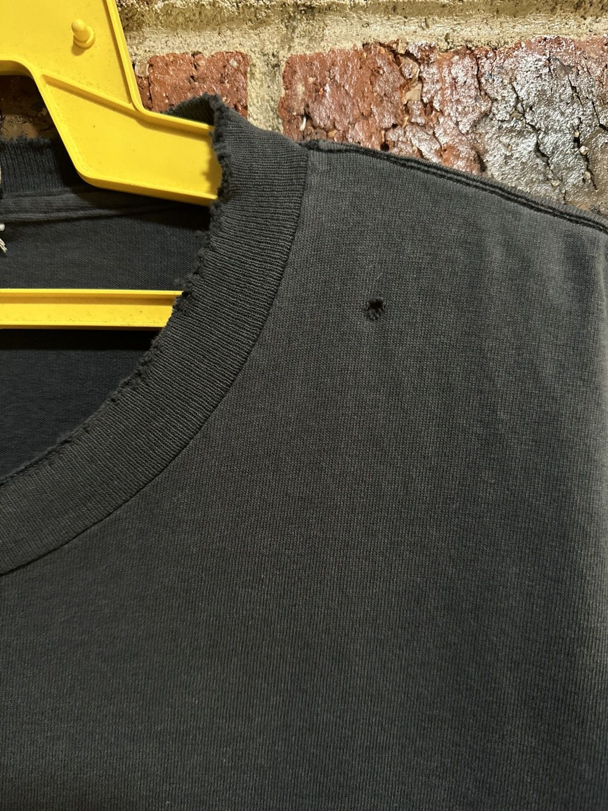 Carhartt Thrashed Vintage Carhartt Long Sleeve Distress Tee Size US XL / EU 56 / 4 - 3 Thumbnail
