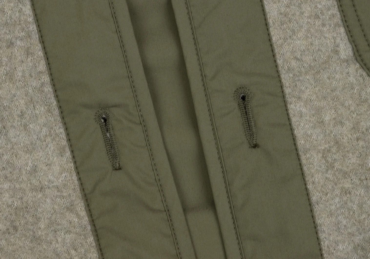 Junya Watanabe Military-Style Fur-Trimmed Hoodie Coat in Khaki Size S Size US S / EU 44-46 / 1 - 10 Thumbnail