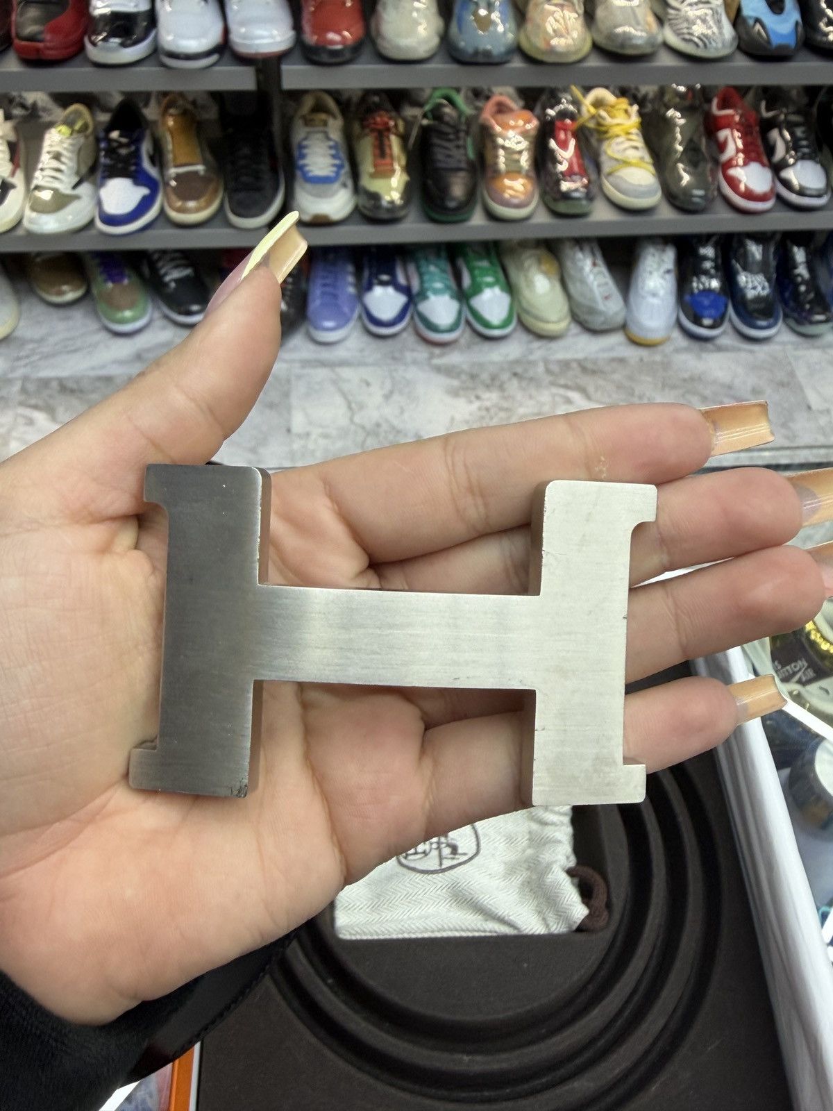 Hermes Hermes Constance Palladium-Plated H Buckle Size 40 - 3 Thumbnail