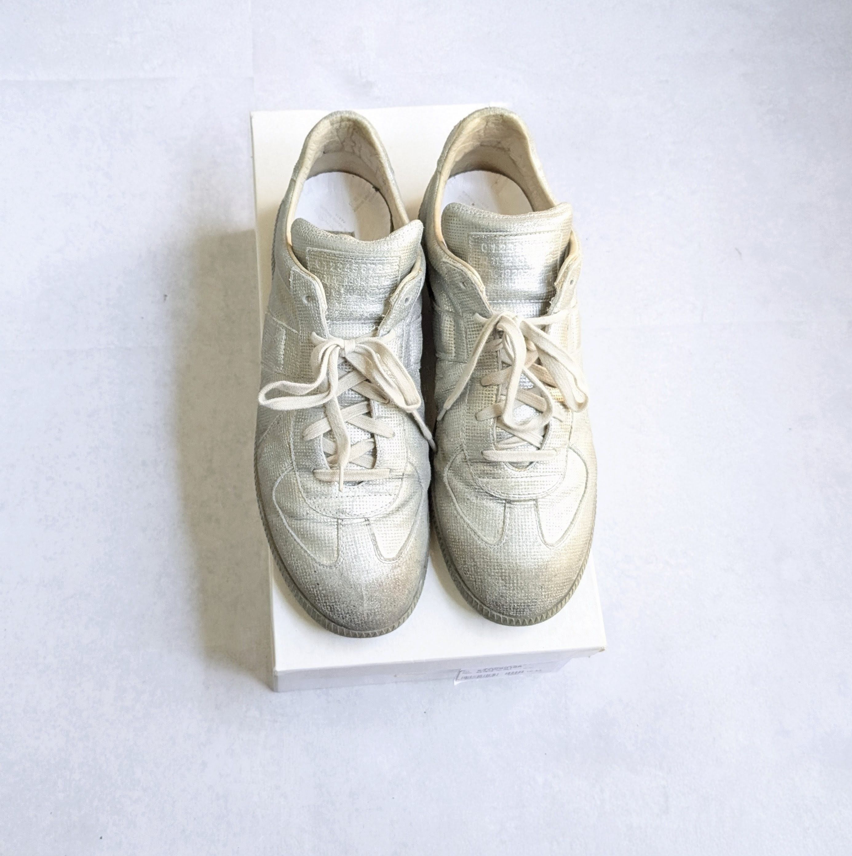 Maison Margiela Maison Margiela Silver GAT Replica 10 43 Low Tops Size US 10 / EU 43 - 1 Thumbnail