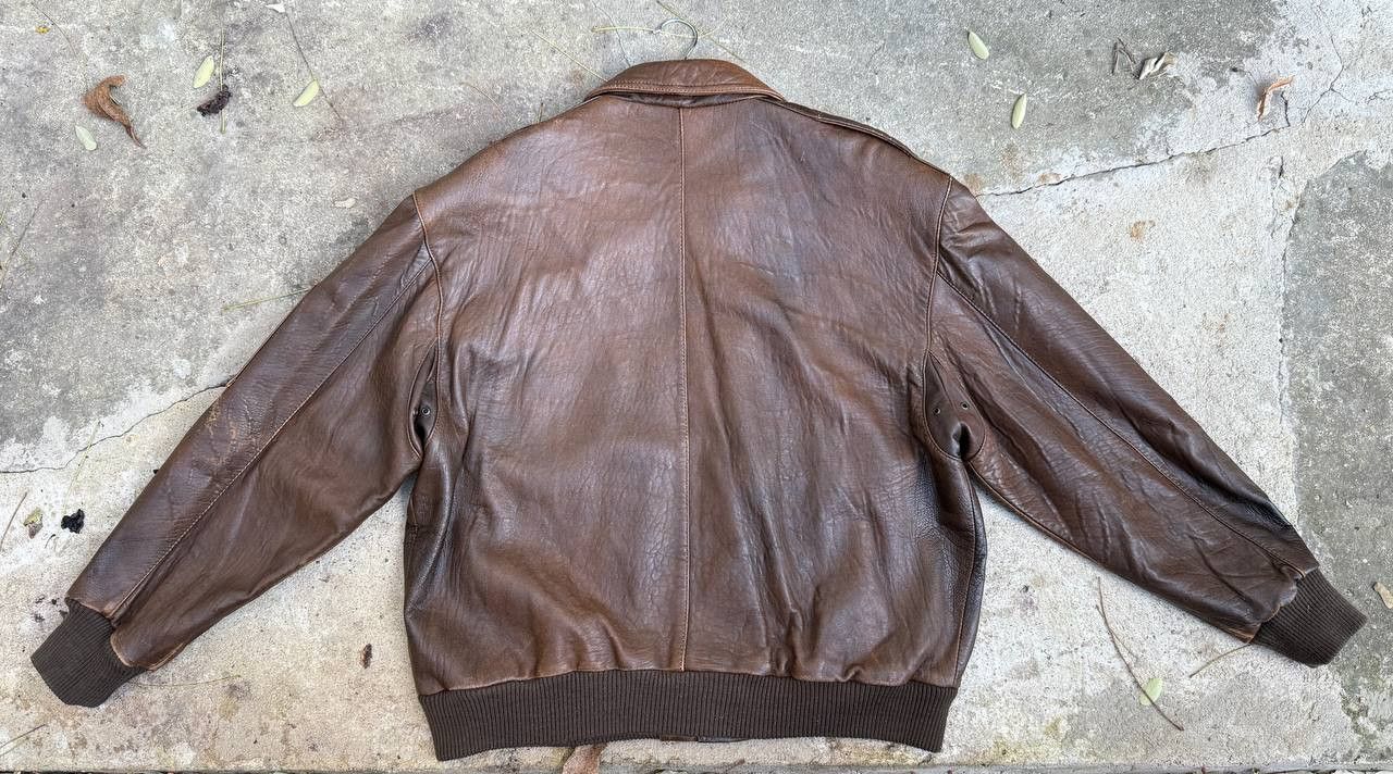 Vintage Vintage 90s Oversized Brown Flight Leather Bomber Jacket Size US XL / EU 56 / 4 - 7 Thumbnail